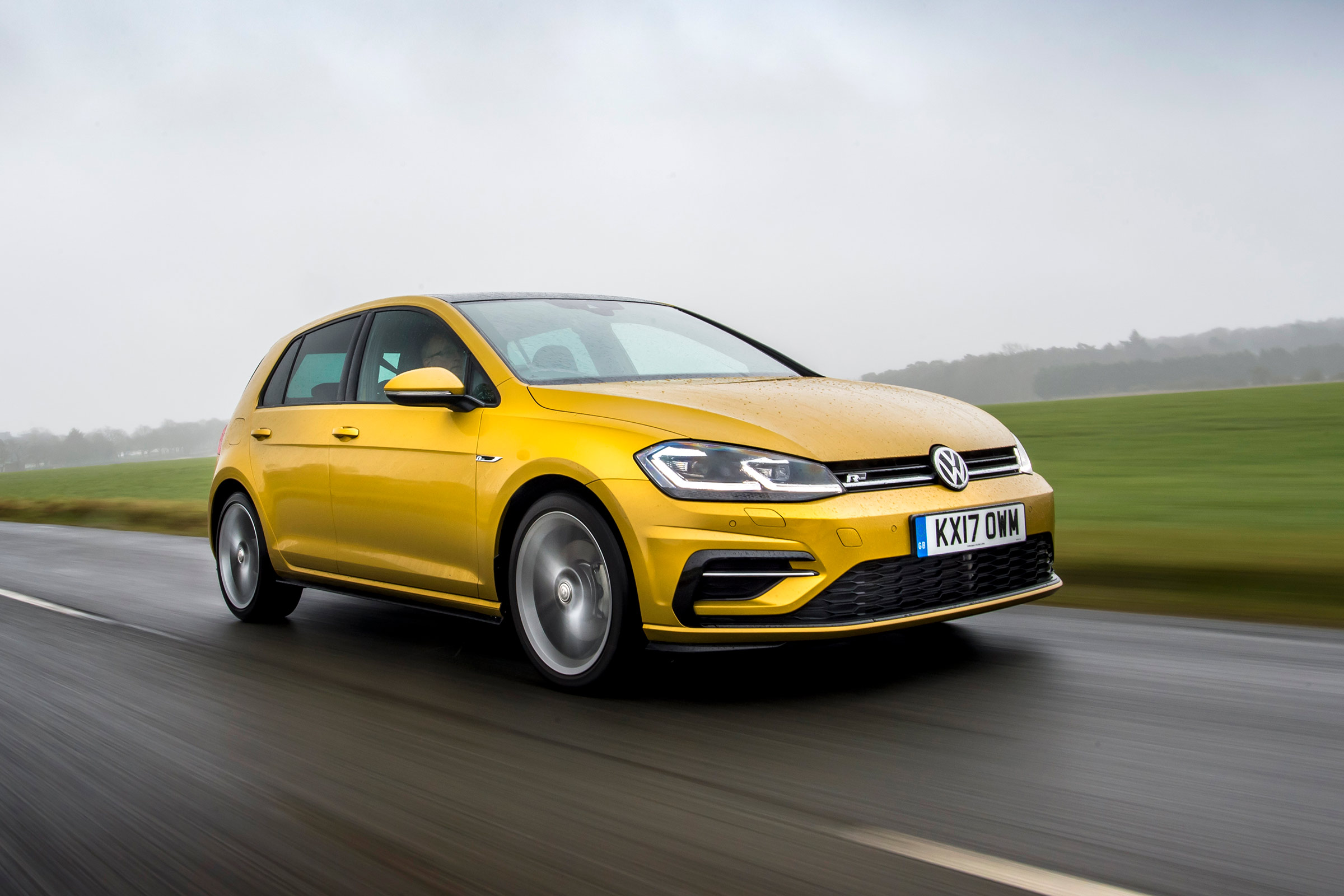 Volkswagen Golf hatchback front 3/4 tracking
