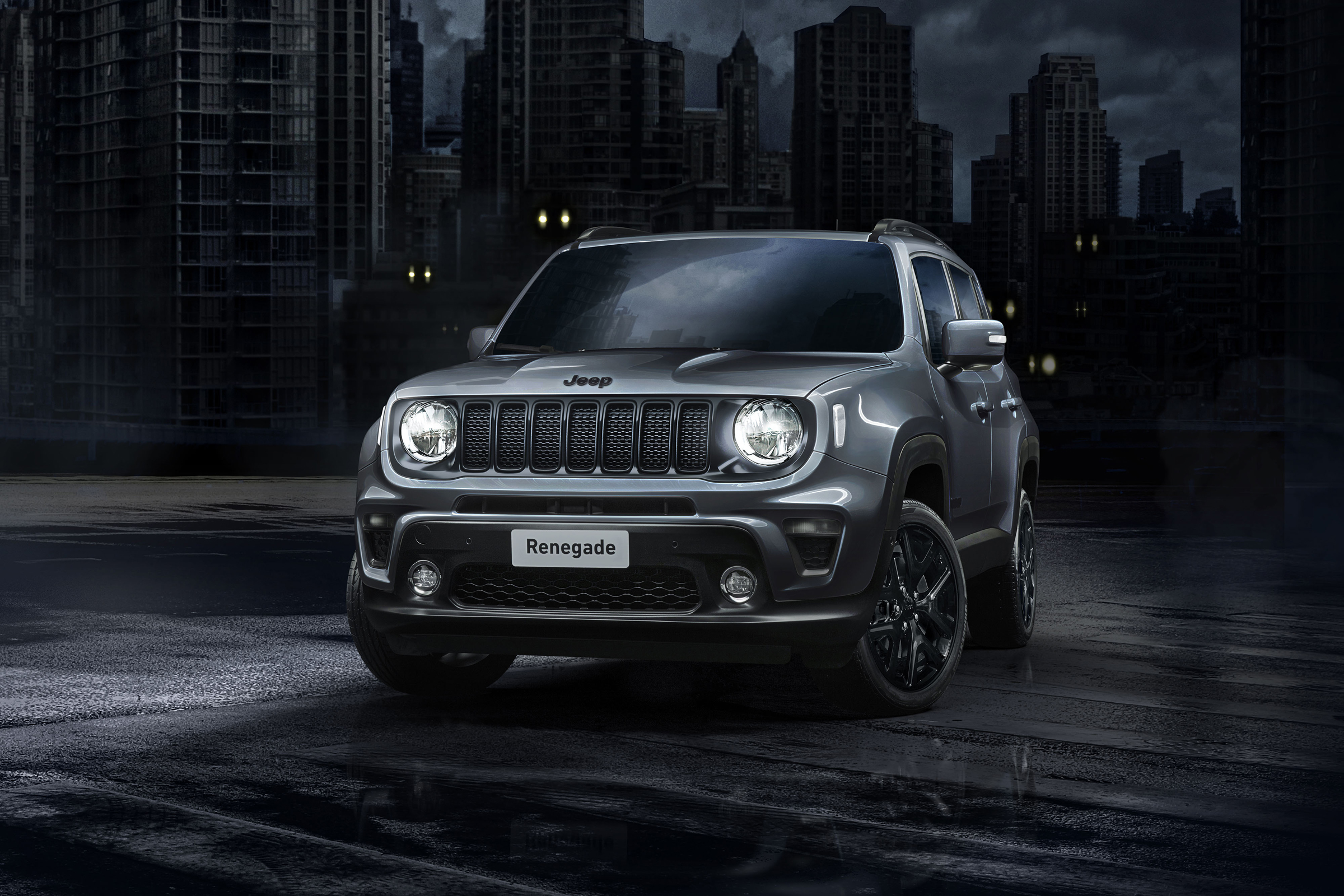Jeep Renegade Night Eagle - front 3/4 view