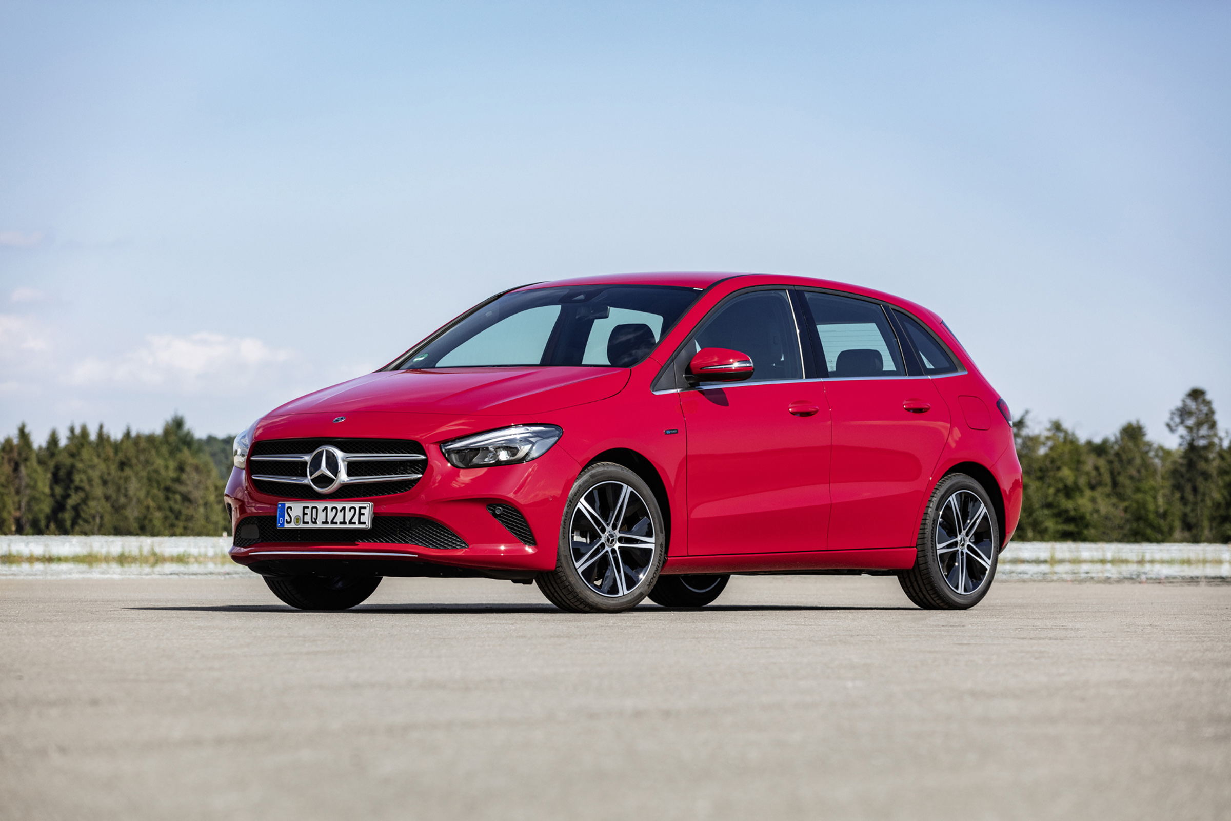 Mercedes B250e