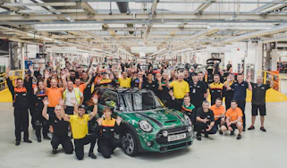 MINI 60th anniversary plant oxford inside