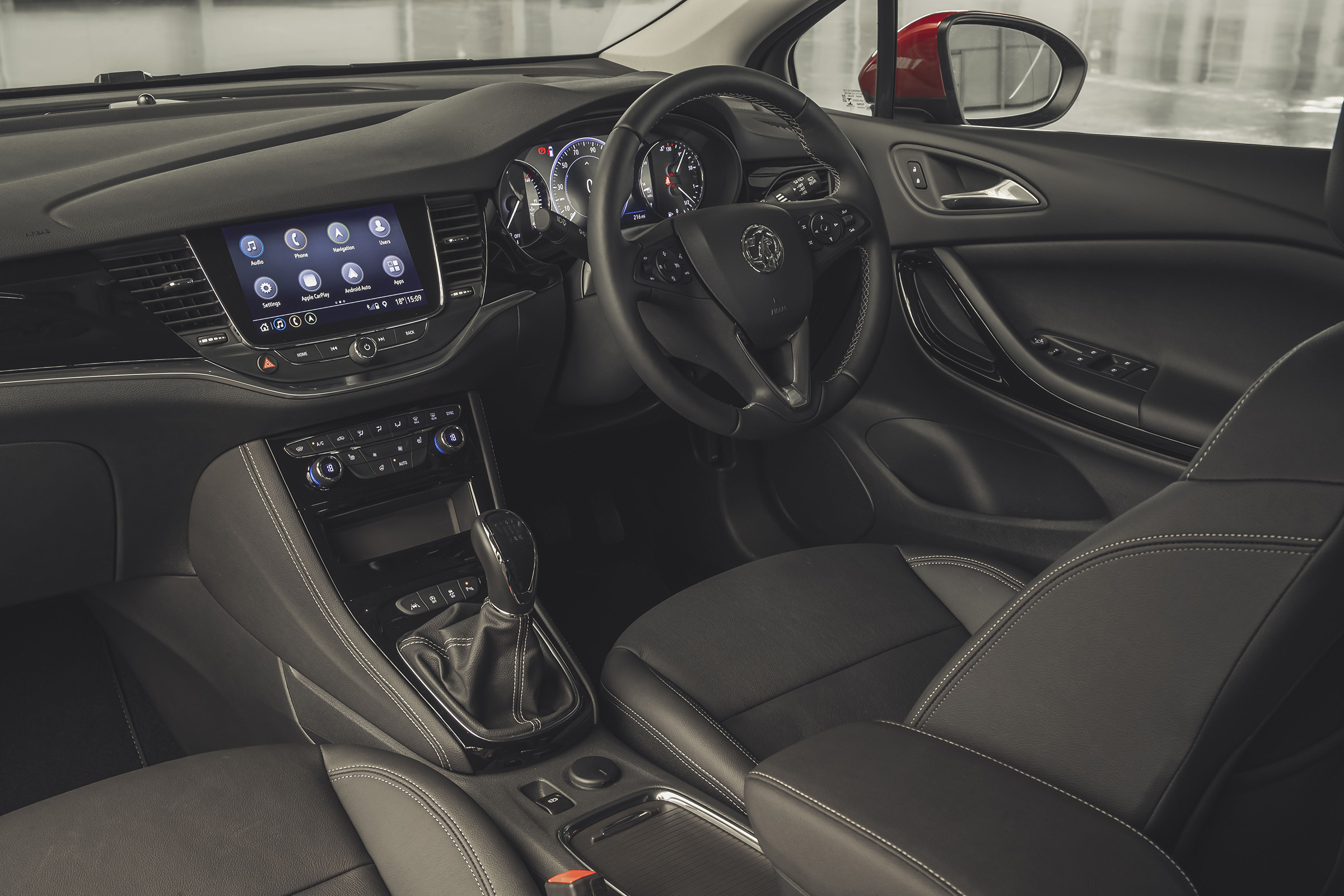 Vauxhall Astra hatchback dashboard