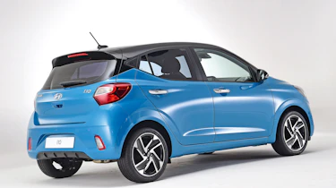 2020 Hyundai i10 rear view