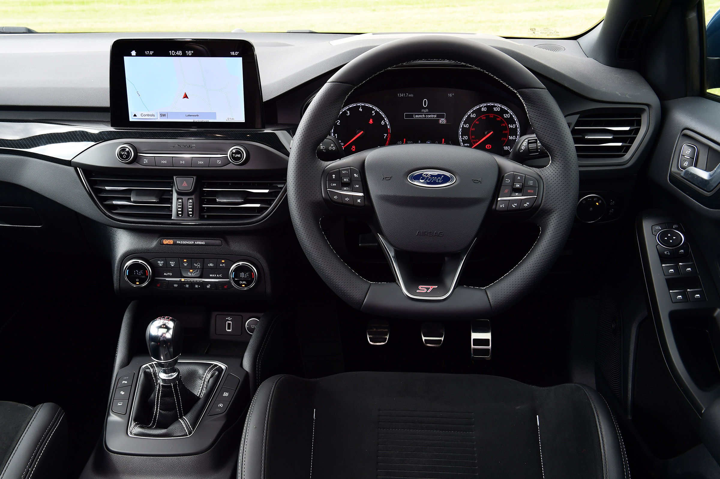 Ford Focus ST Estate interior