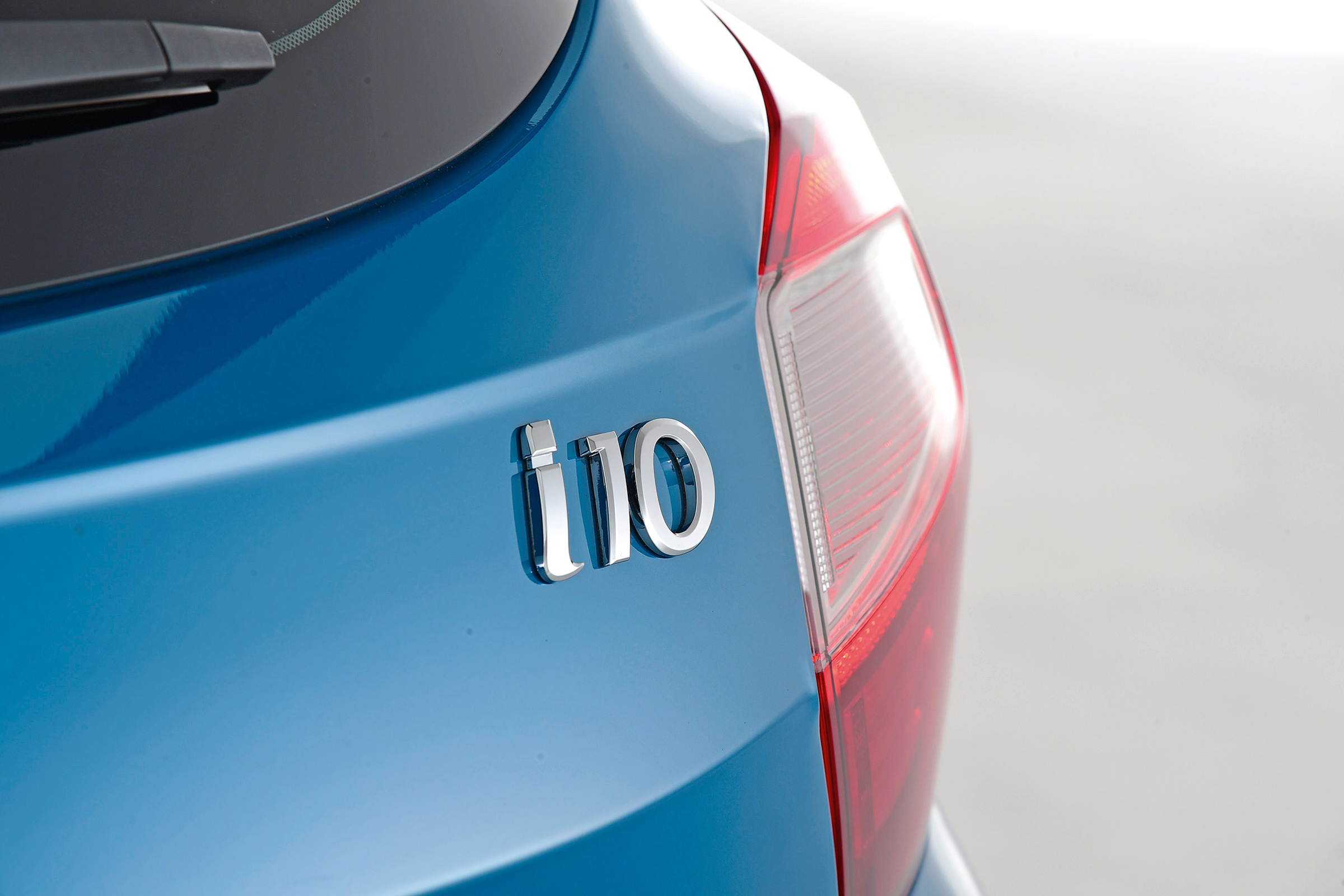 2020 Hyundai i10 badge