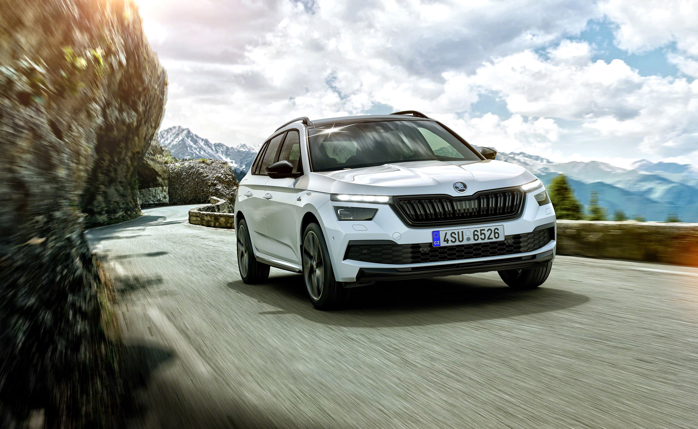 Skoda Kamiq Monte Carlo - front 3/4 dynamic