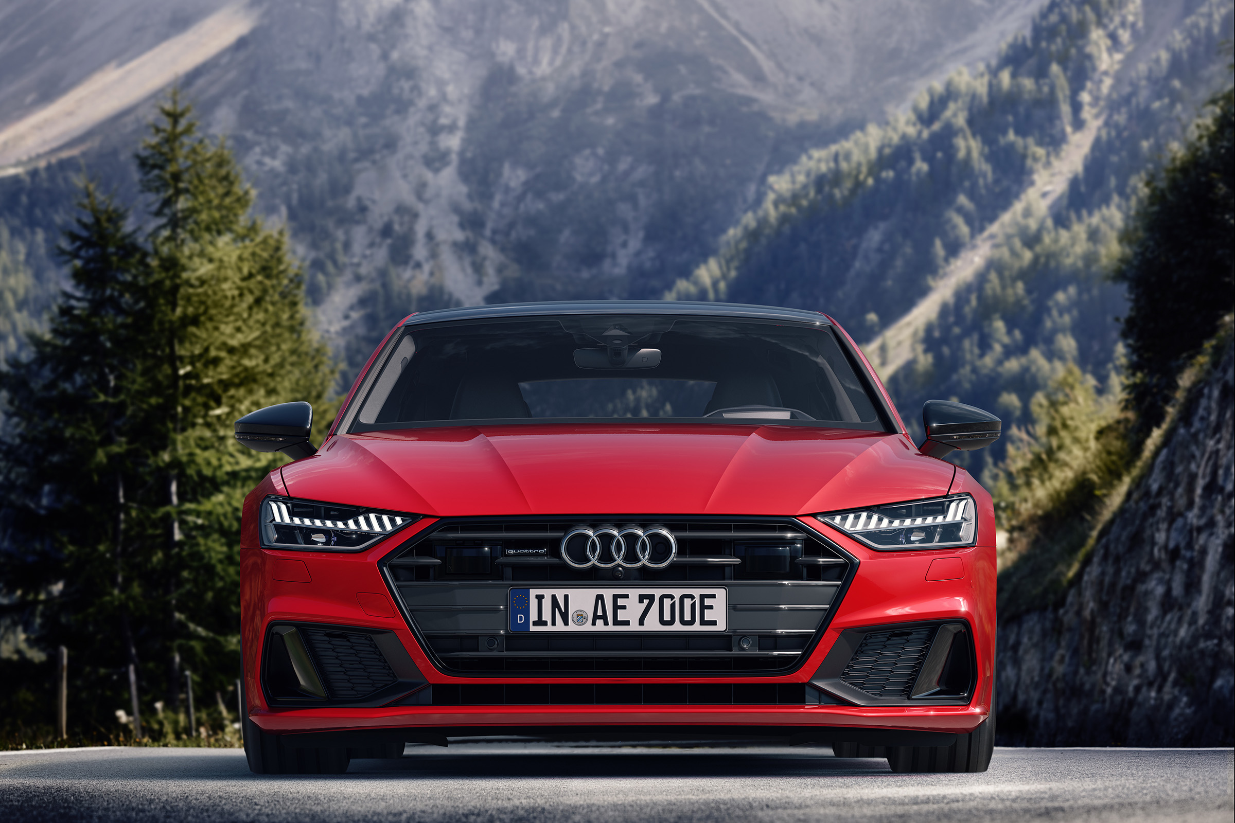 Audi A7 plug-in hybrid front end static