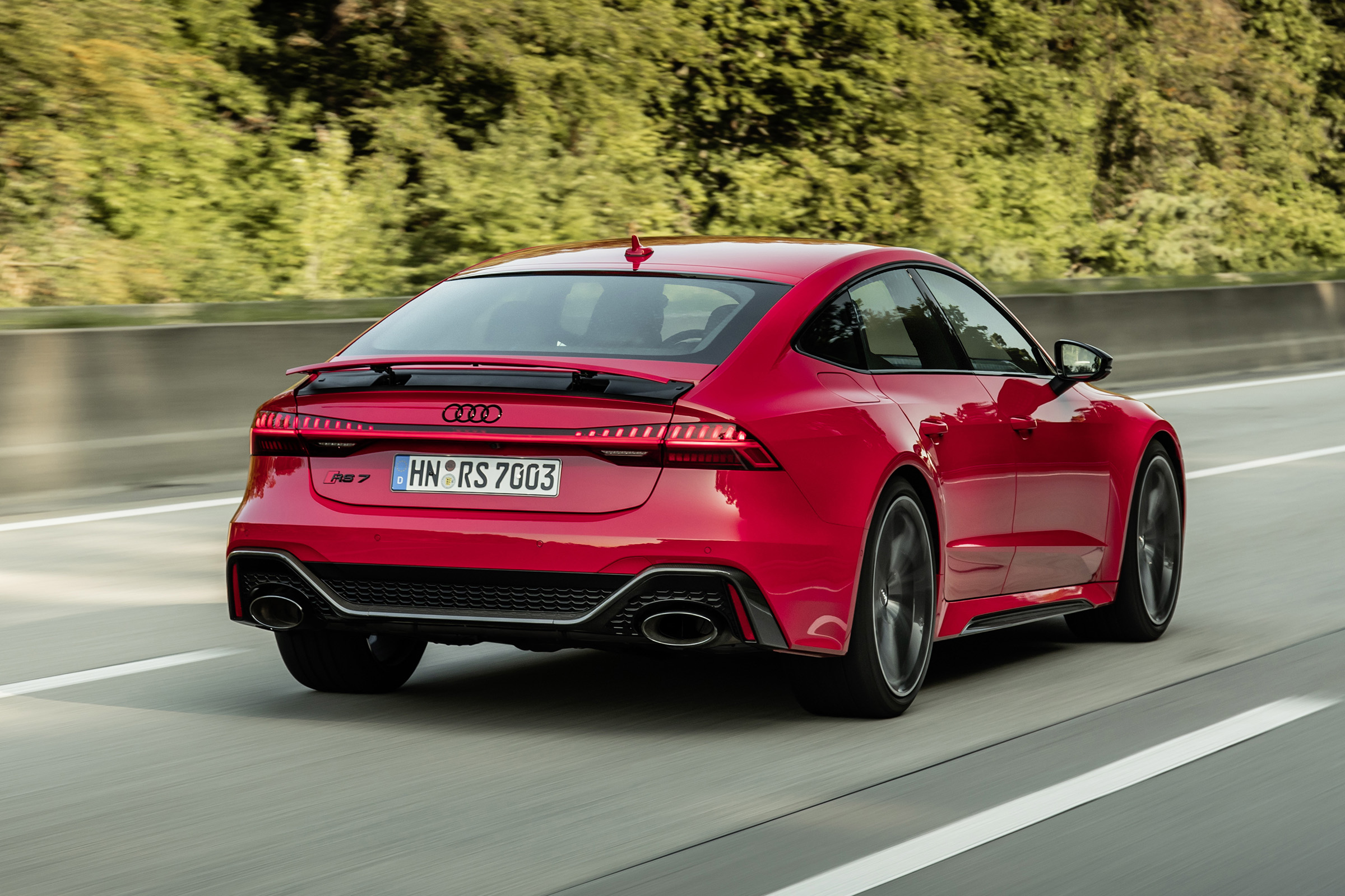 Audi RS7 driving - rear spoiler up