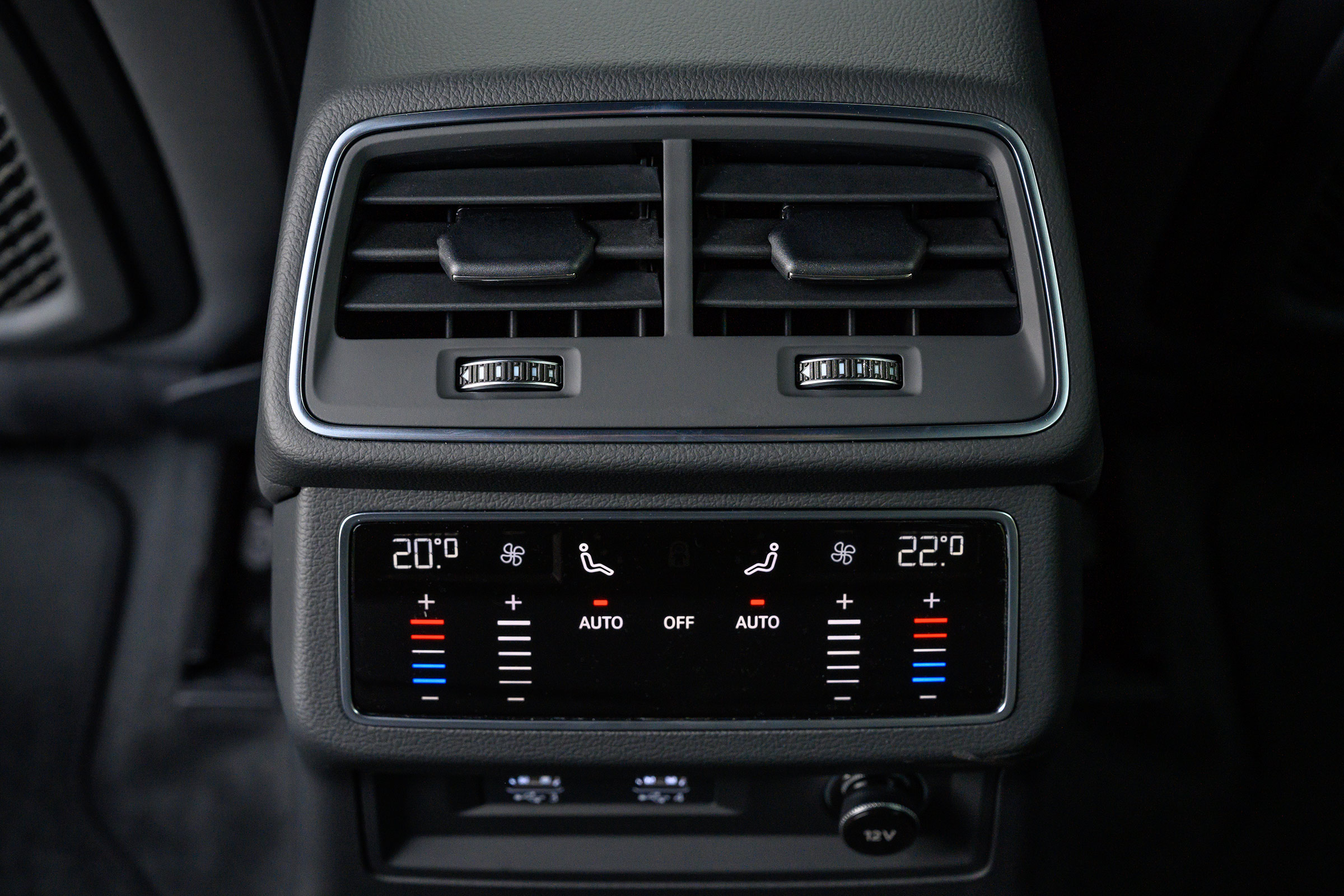 Audi A6 Allroad quattro estate rear climate control