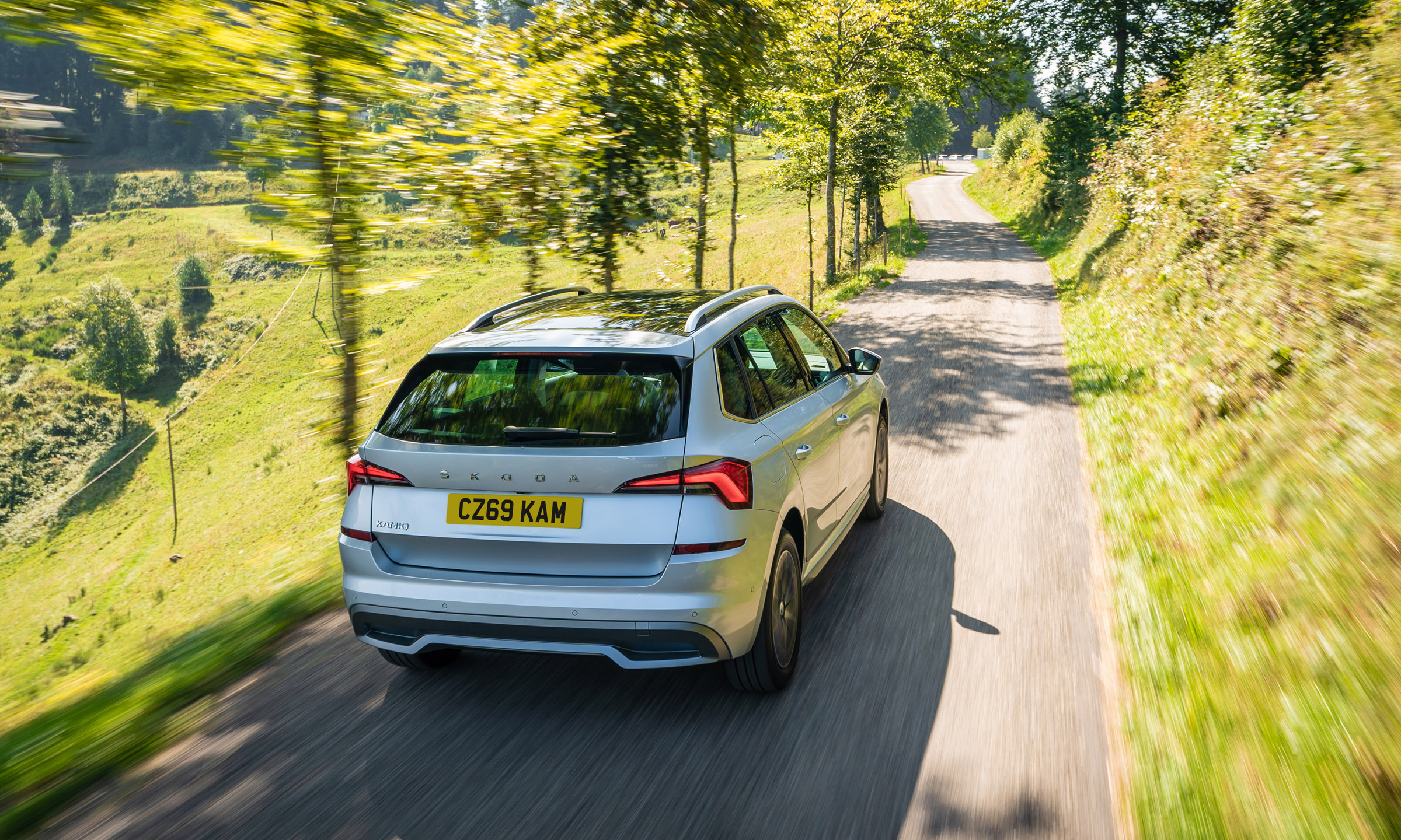 Skoda Kamiq 2019 - rear three quarter dynamic 