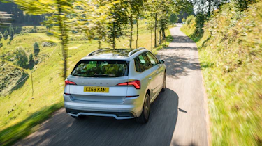 Skoda Kamiq 2019 - rear three quarter dynamic