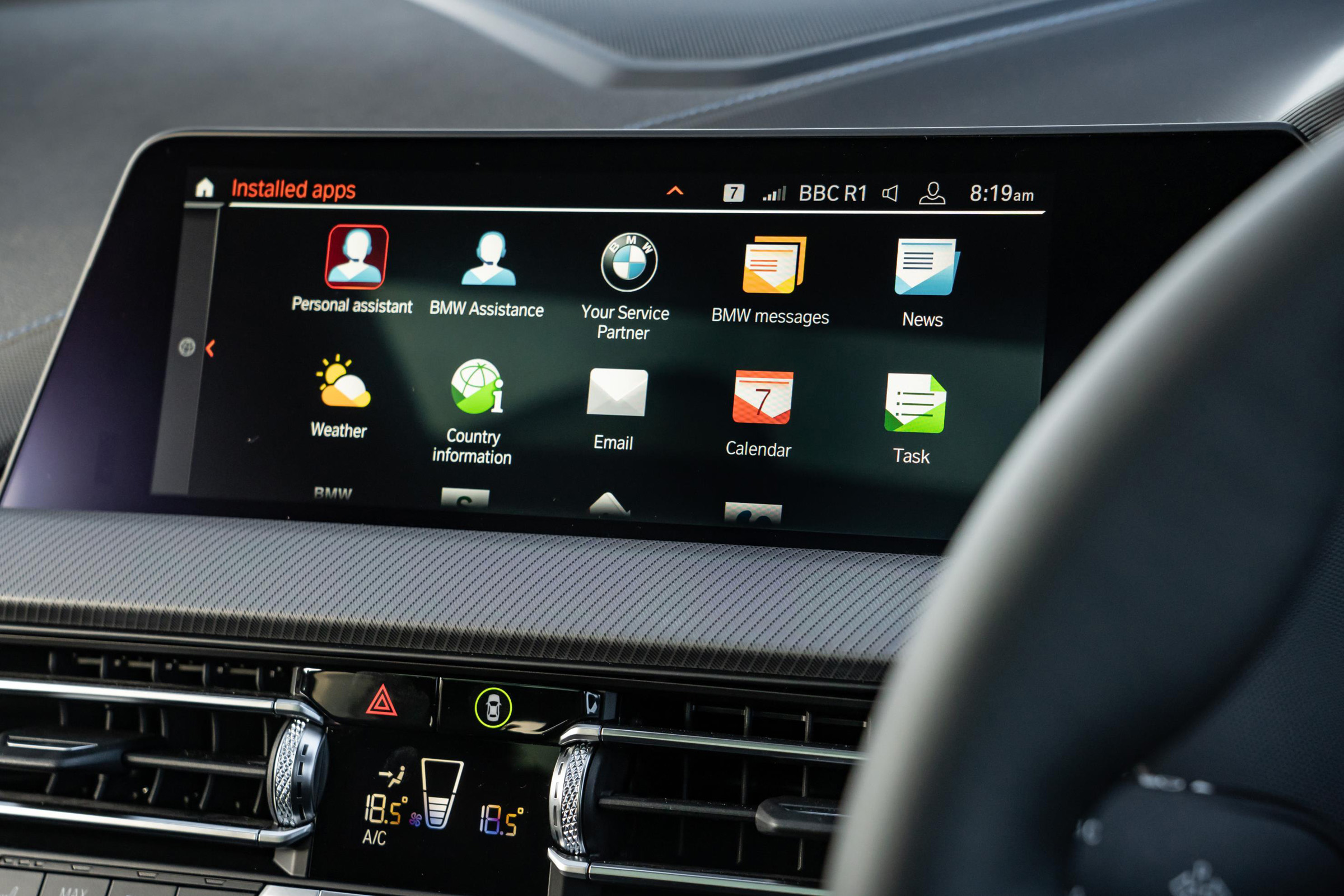 BMW 118i M Sport - interior infotainment