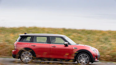 2019 MINI Clubman - side profile dynamic view