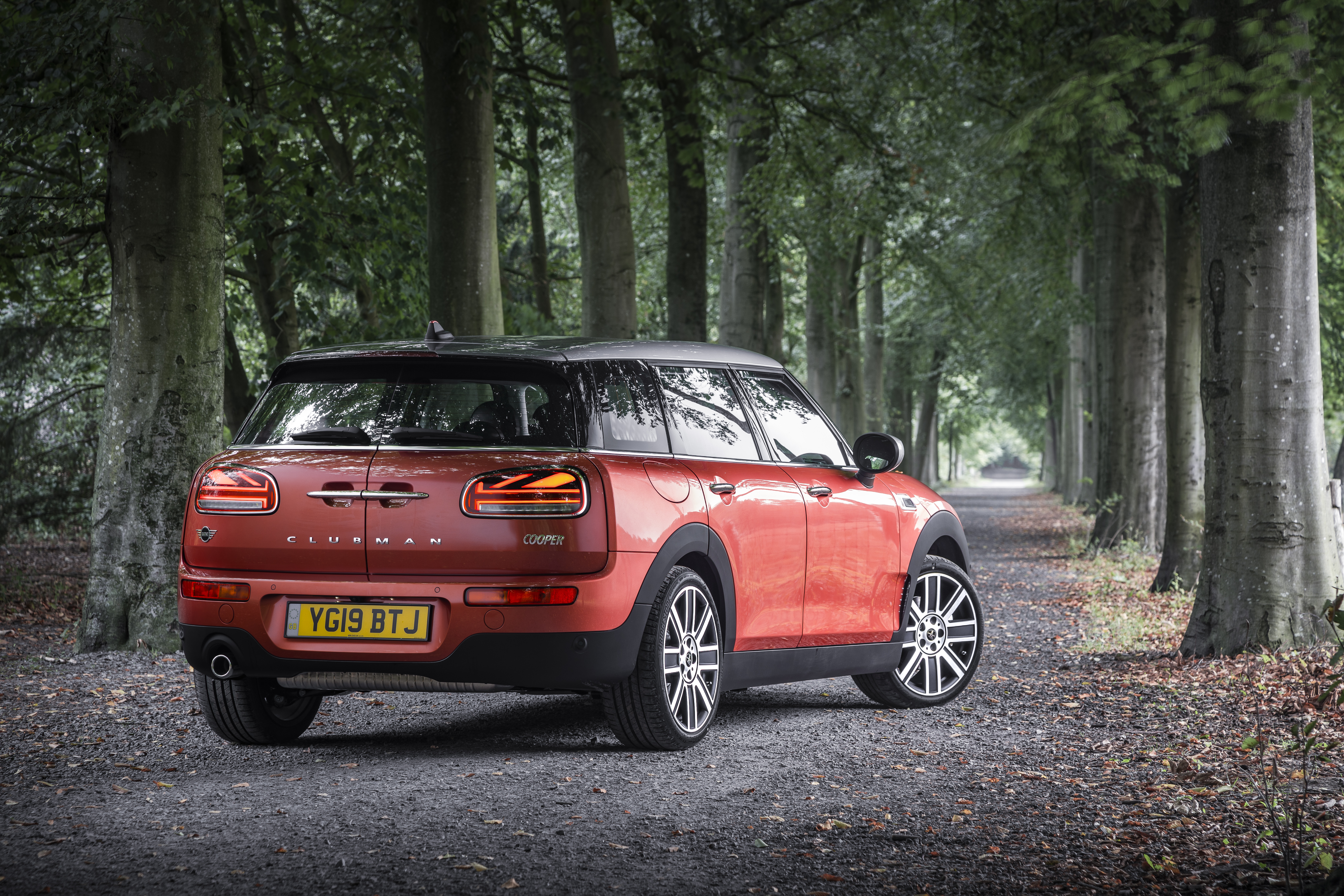 2019 MINI Clubman - Rear offside 3/4 static view