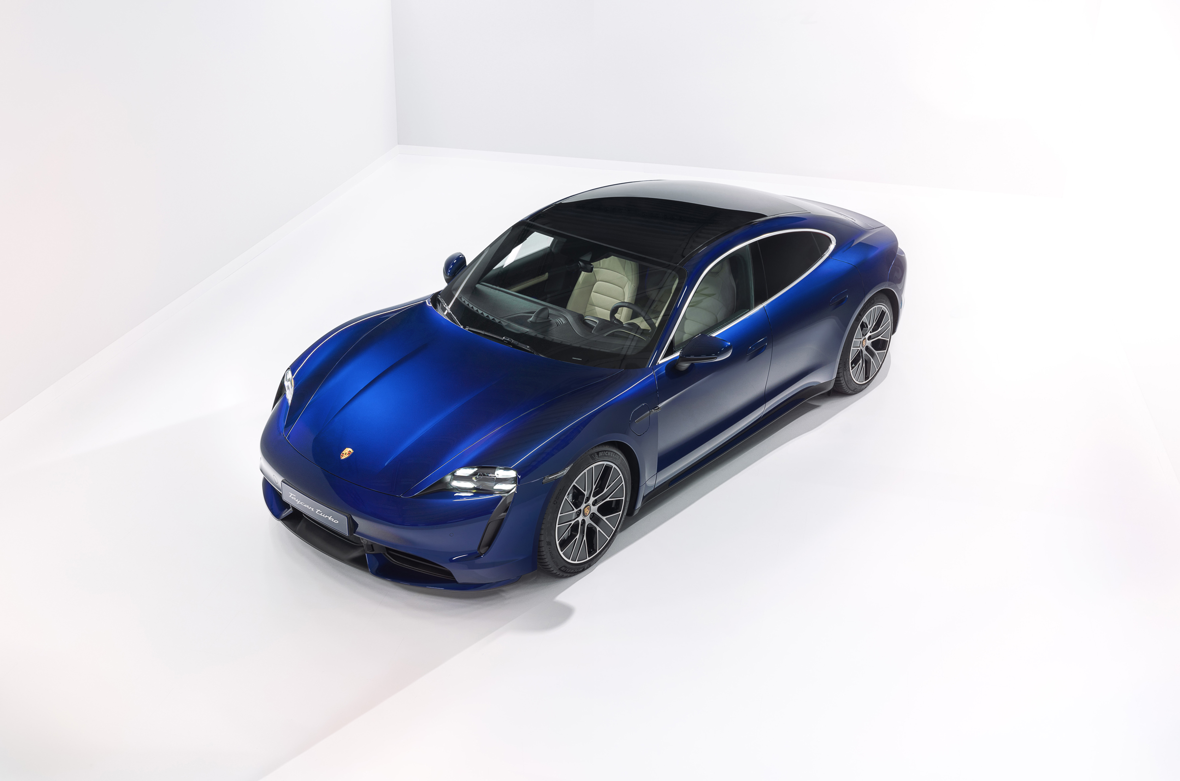 2020 Porsche Taycan - front 3/4 angled view