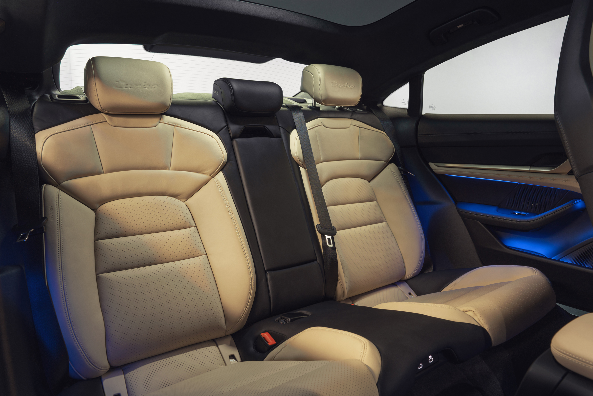 2020 Porsche Taycan - rear seats