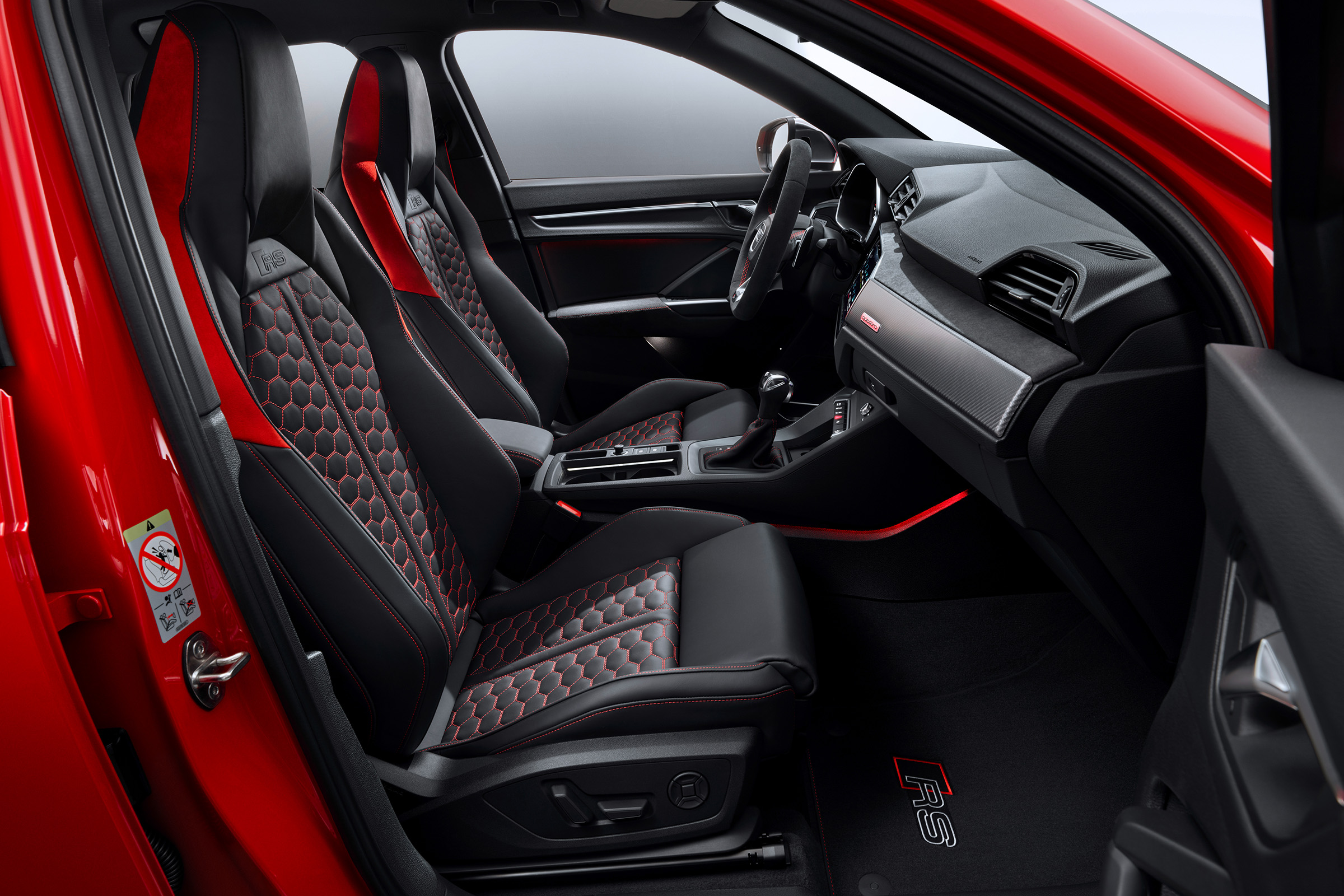 Audi RS Q3 interior - side view