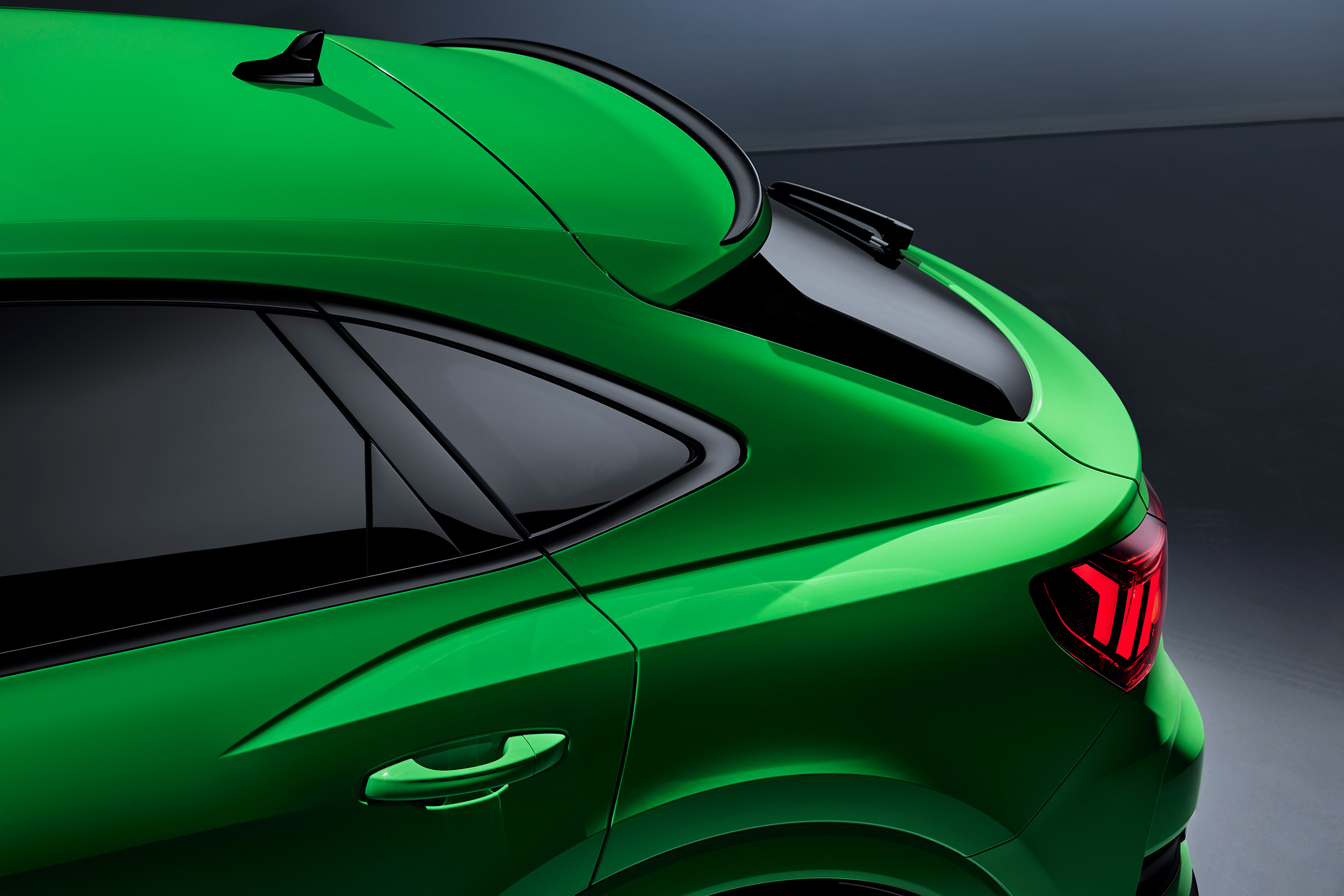 Audi RS Q3 Sportback rear end shape