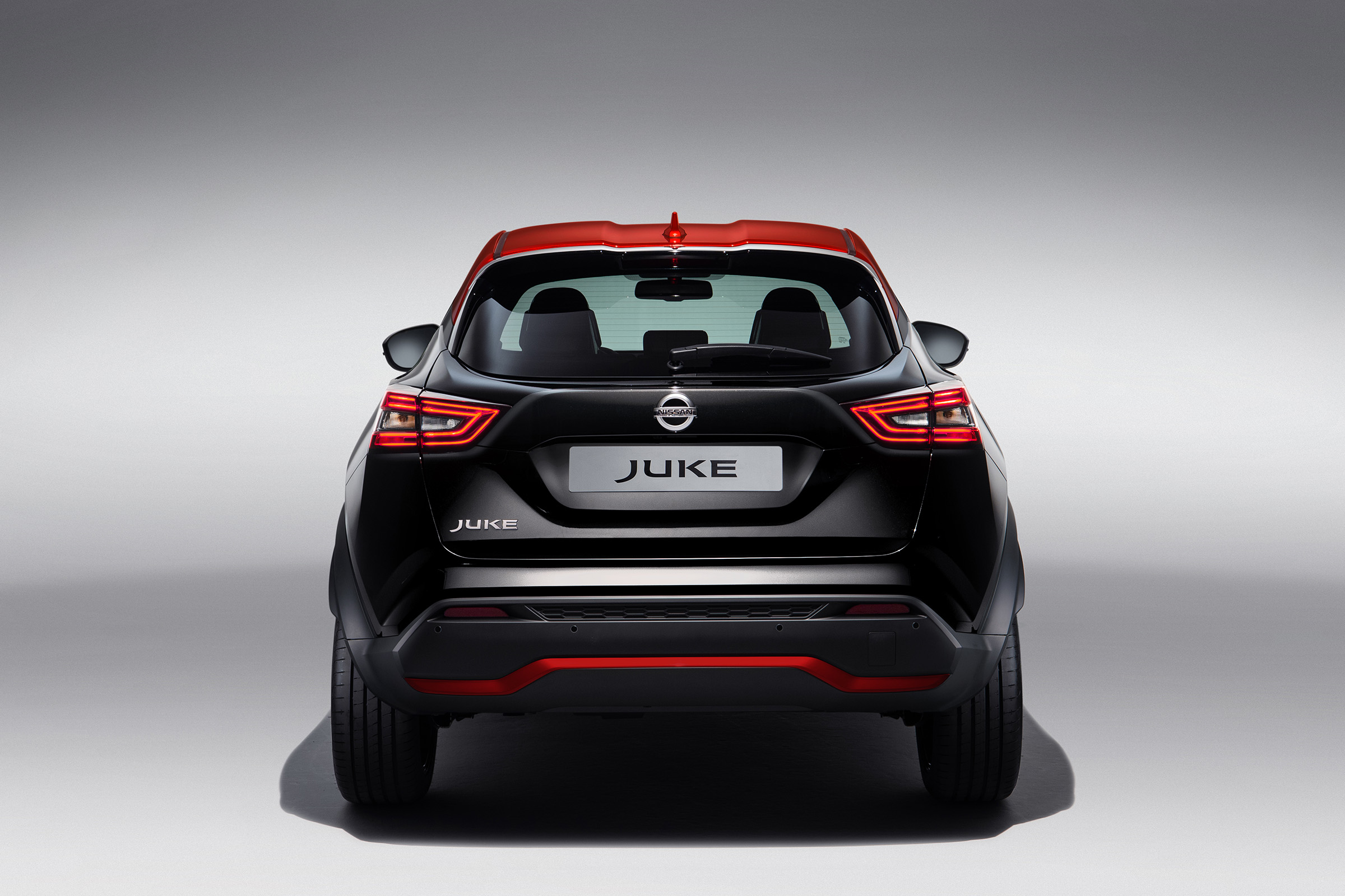 New Nissan Juke in black and red - rear end