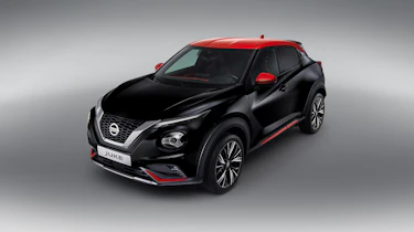 New Nissan Juke in black and red