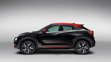 New Nissan Juke in black and red - side view