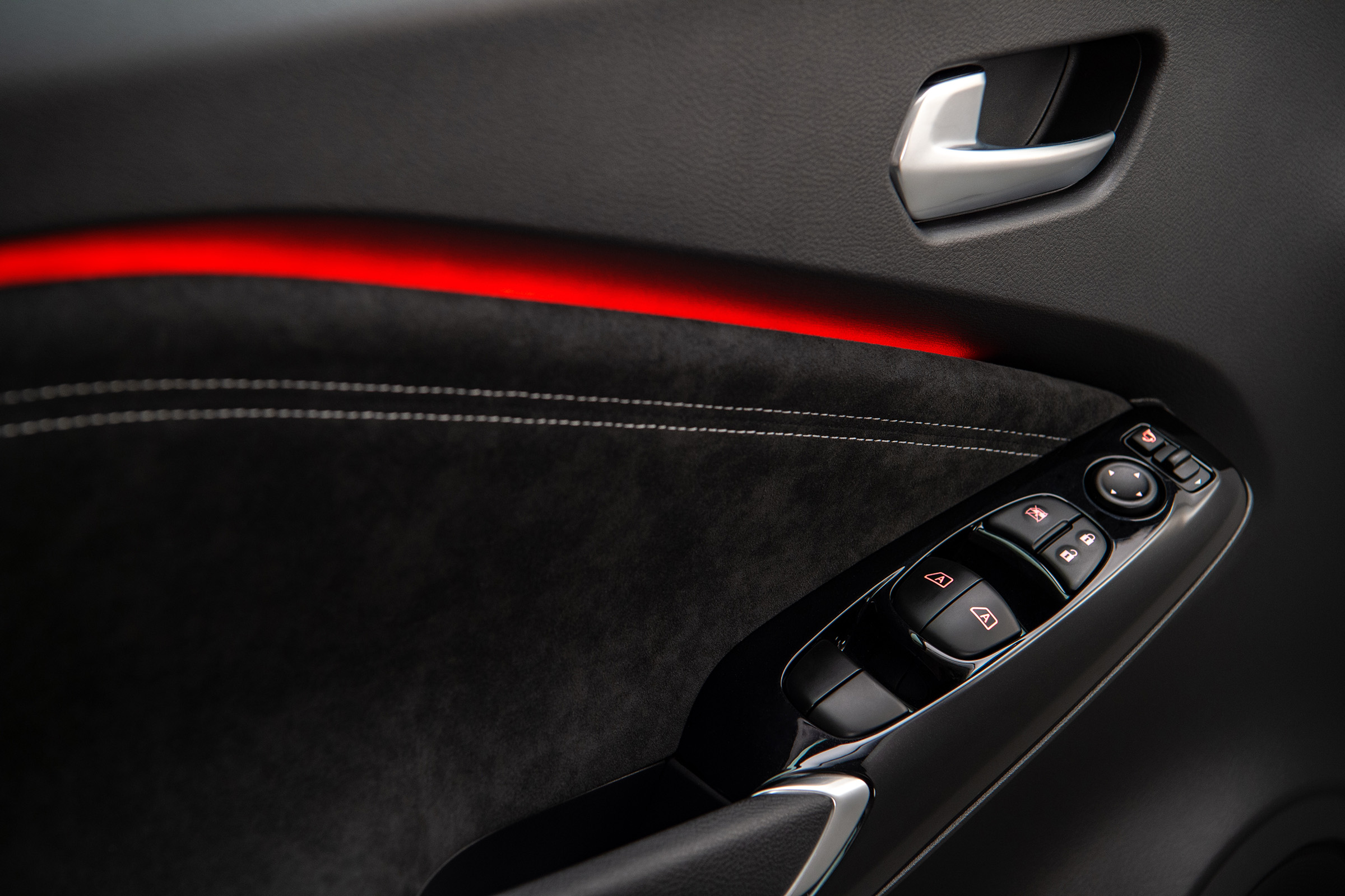 New Nissan Juke ambient lighting