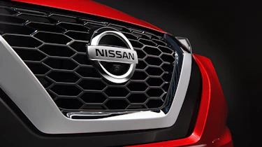 New Nissan Juke grille with Nissan badge