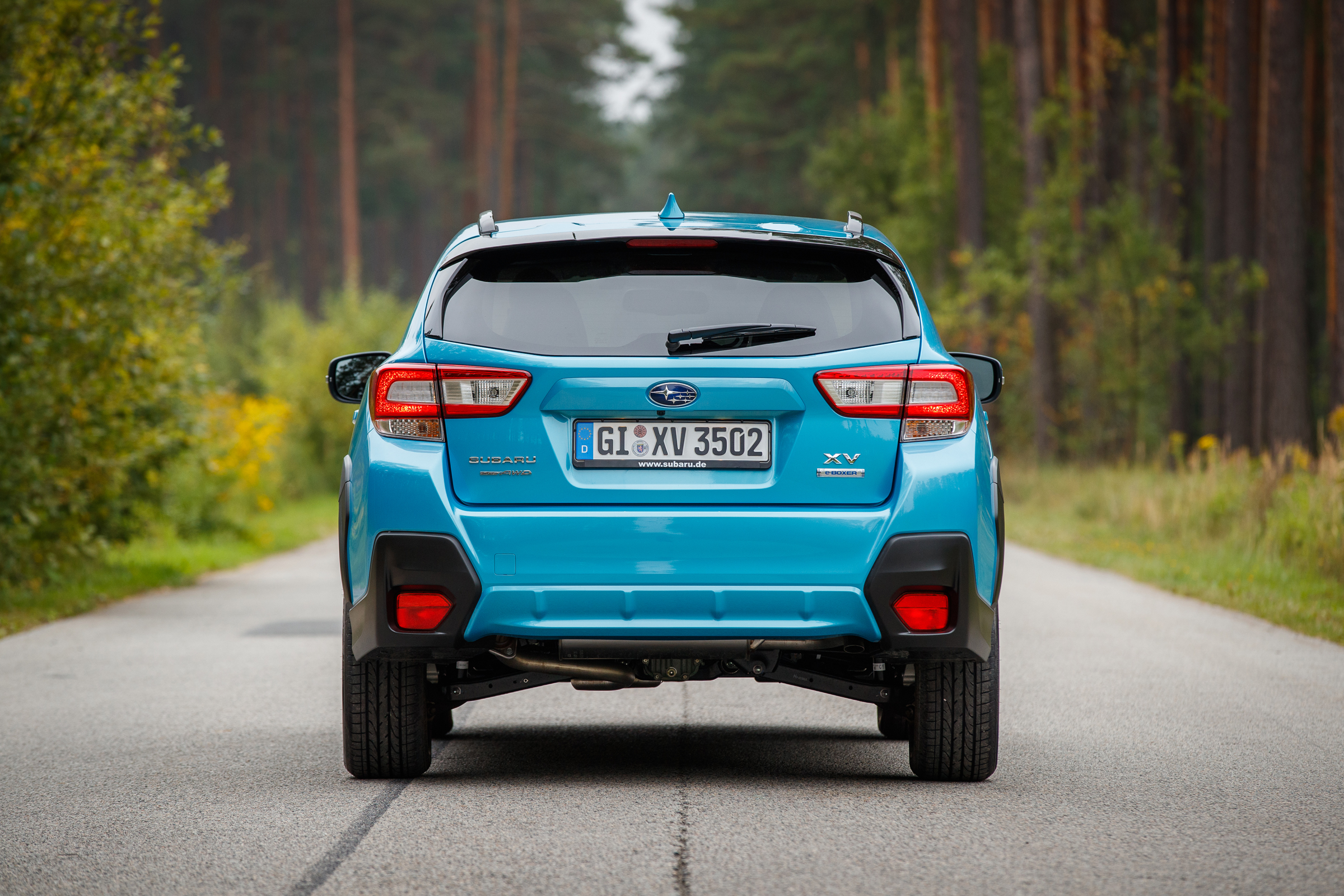Subaru XV e-Boxer - rear straight on view