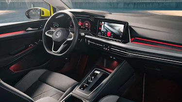 2020 Volkswagen Golf interior