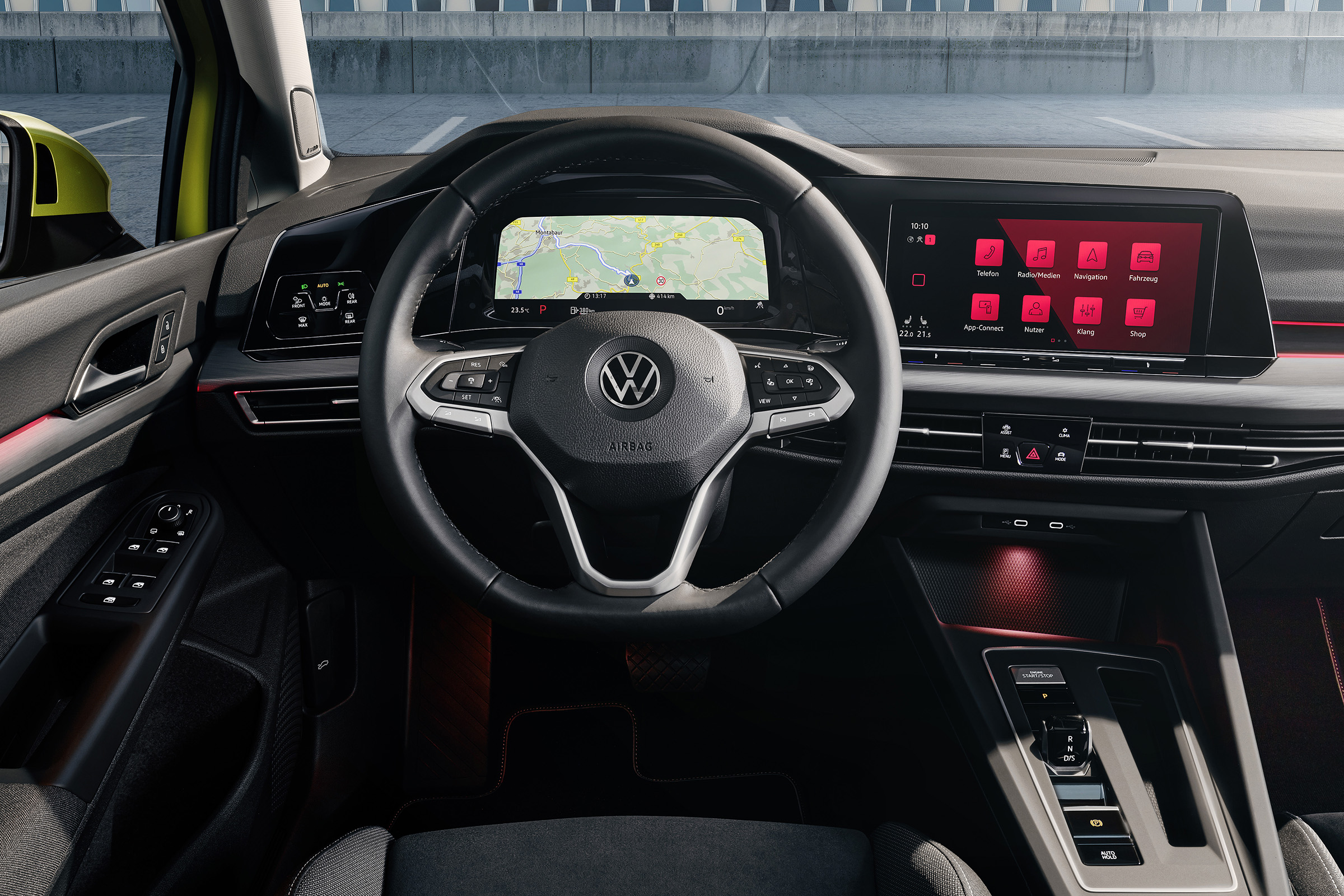 2020 Volkswagen Golf interior - close up
