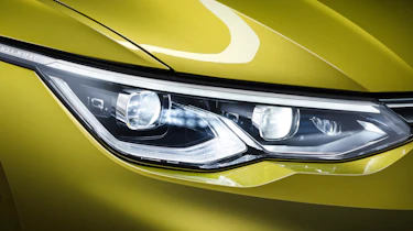 2020 Volkswagen Golf headlight