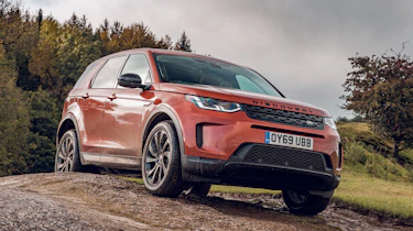 Land Rover Discovery Sport front 3/4 off-road