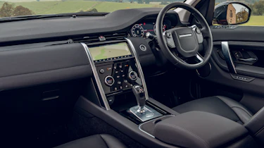 Land Rover Discovery Sport dashboard