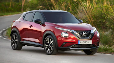Nissan Juke SUV front 3/4 cornering