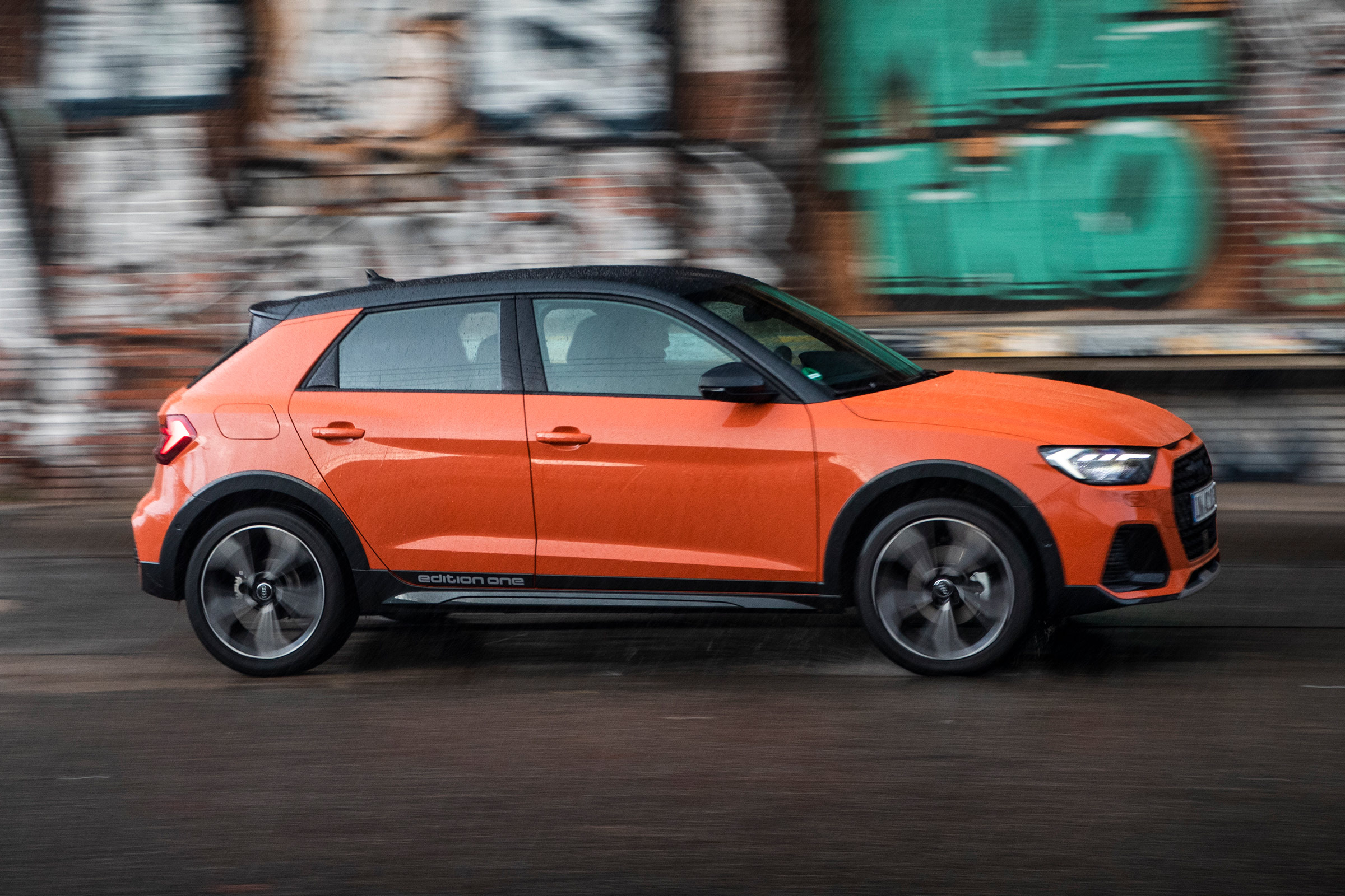 Audi A1 Citycarver hatchback side panning
