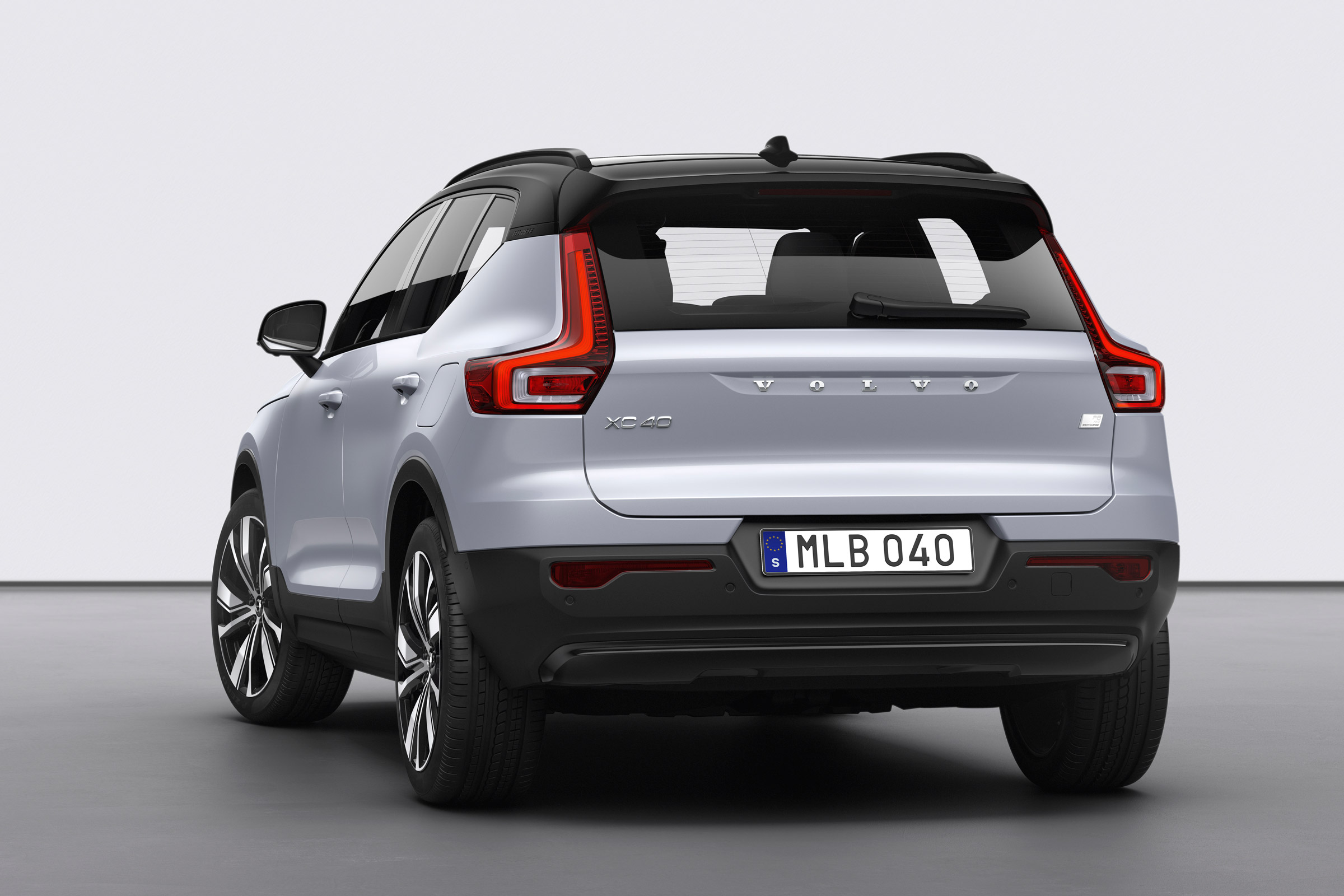 Volvo XC40 Recharge rear static
