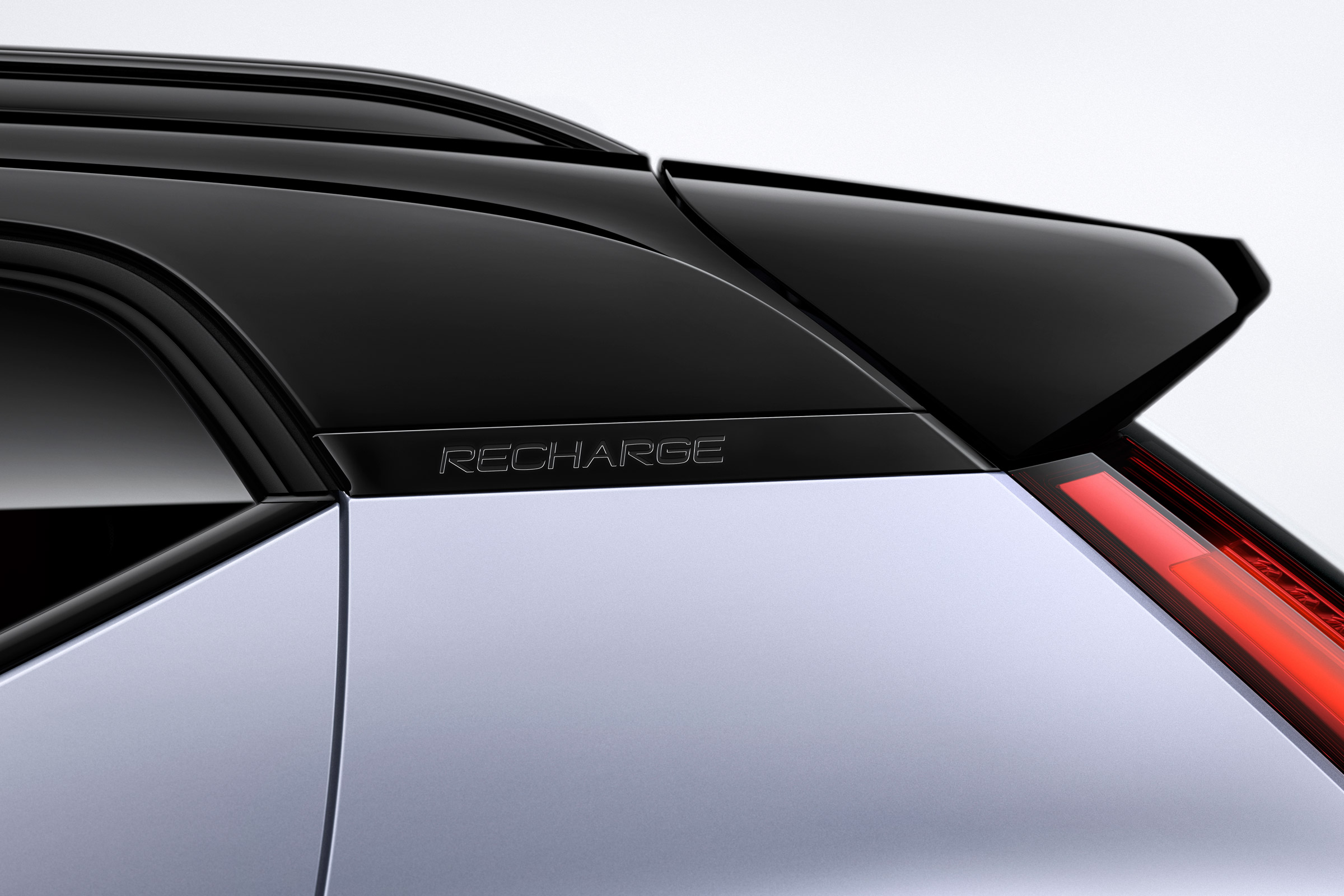 Volvo XC40 Recharge spoiler