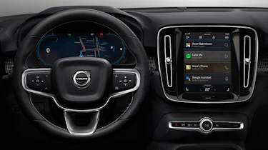 Volvo XC40 Recharge dash