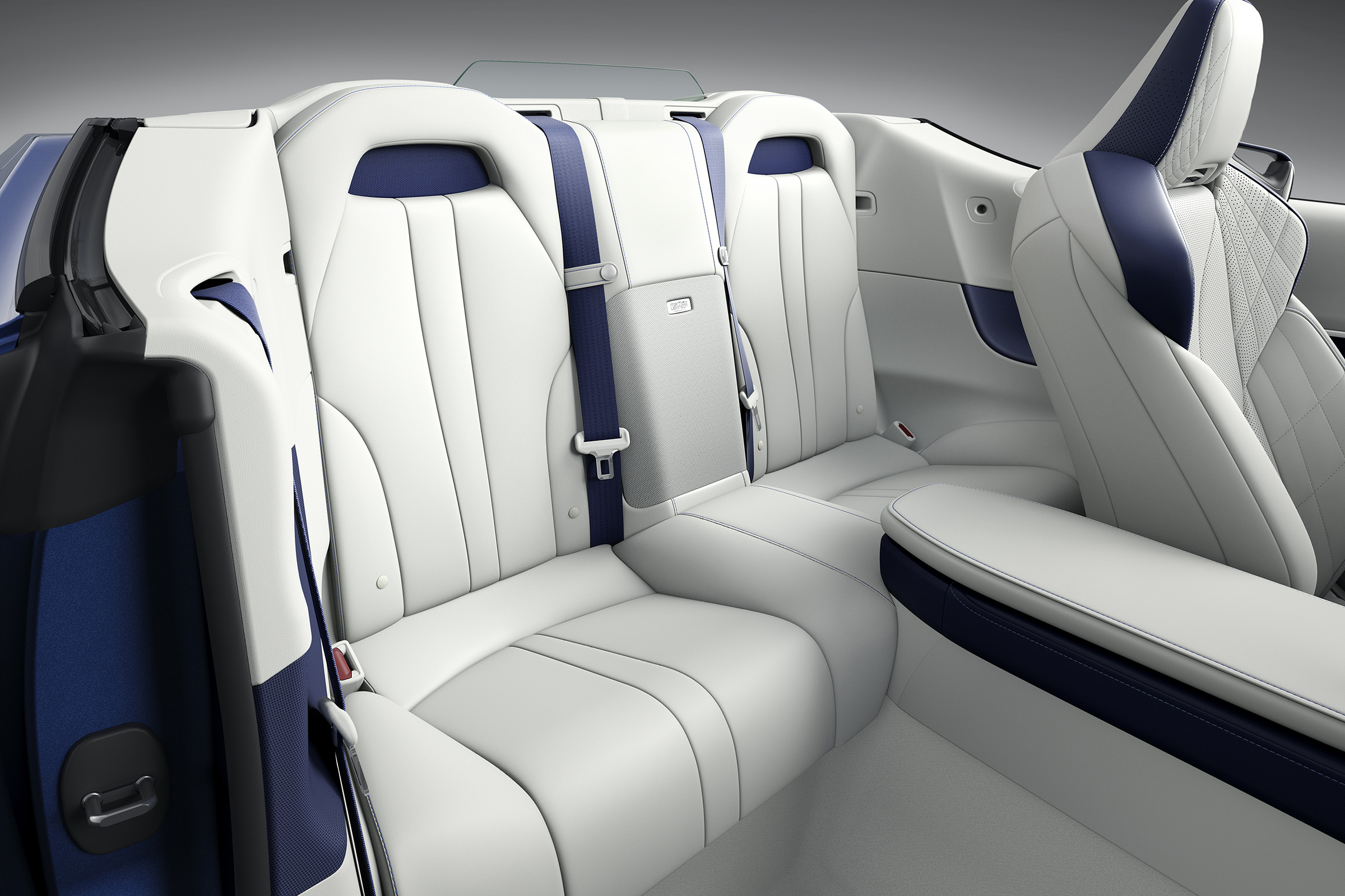 Lexus LC500 Convertible rear seats