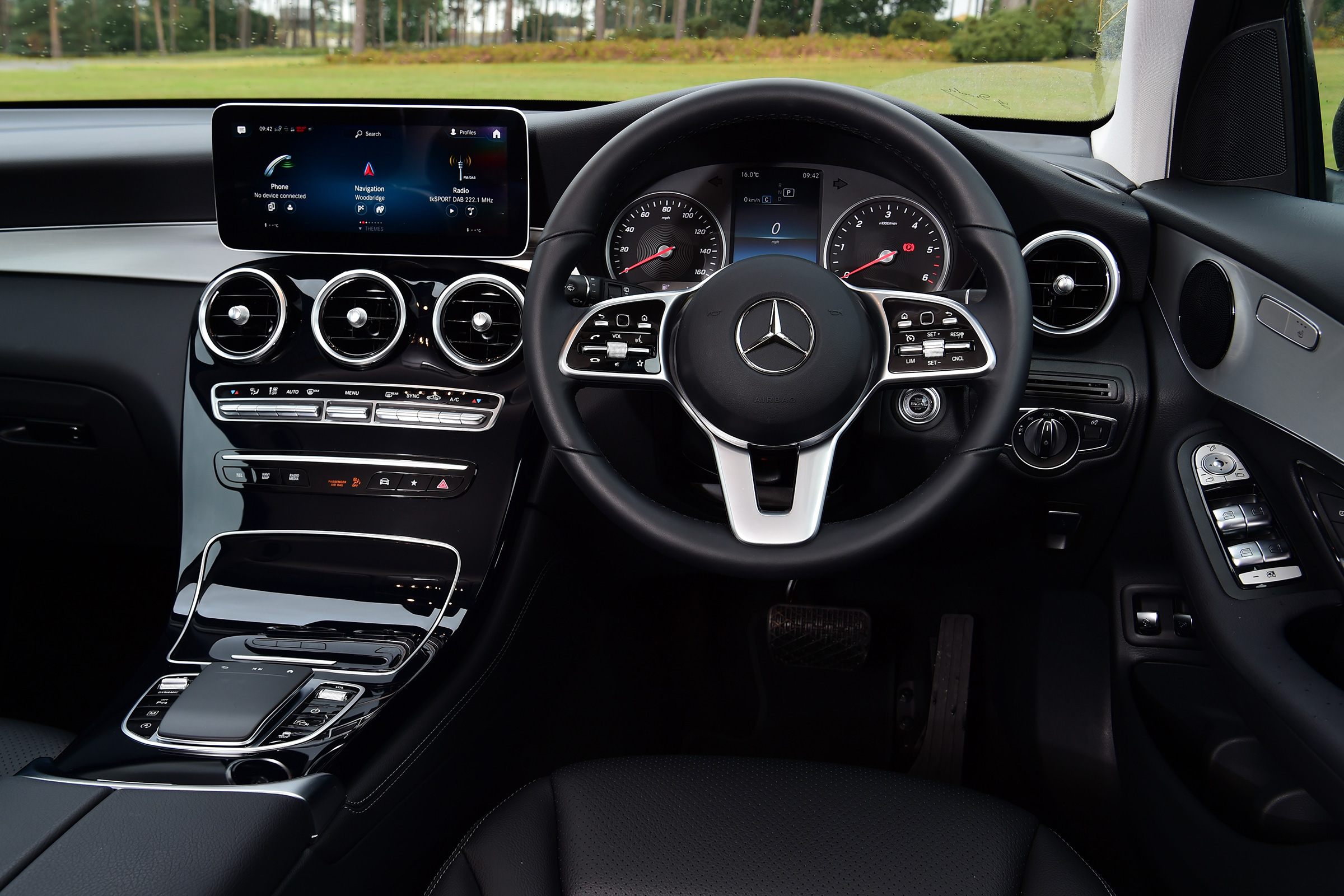 Mercedes GLC SUV interior