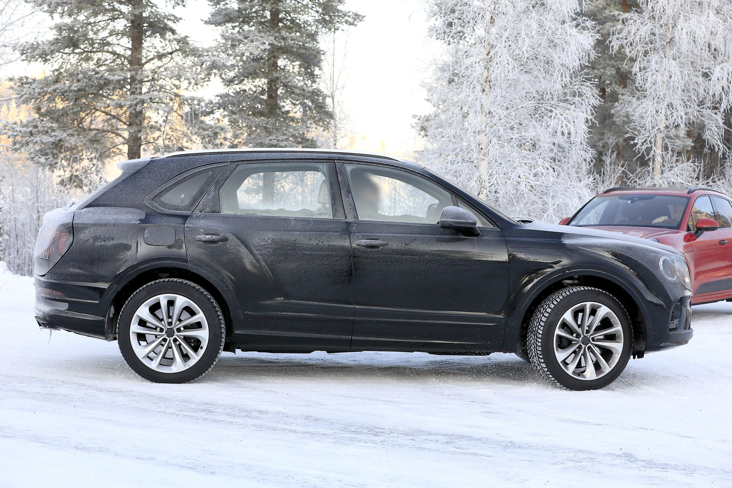 Bentley Bentayga development model - side view