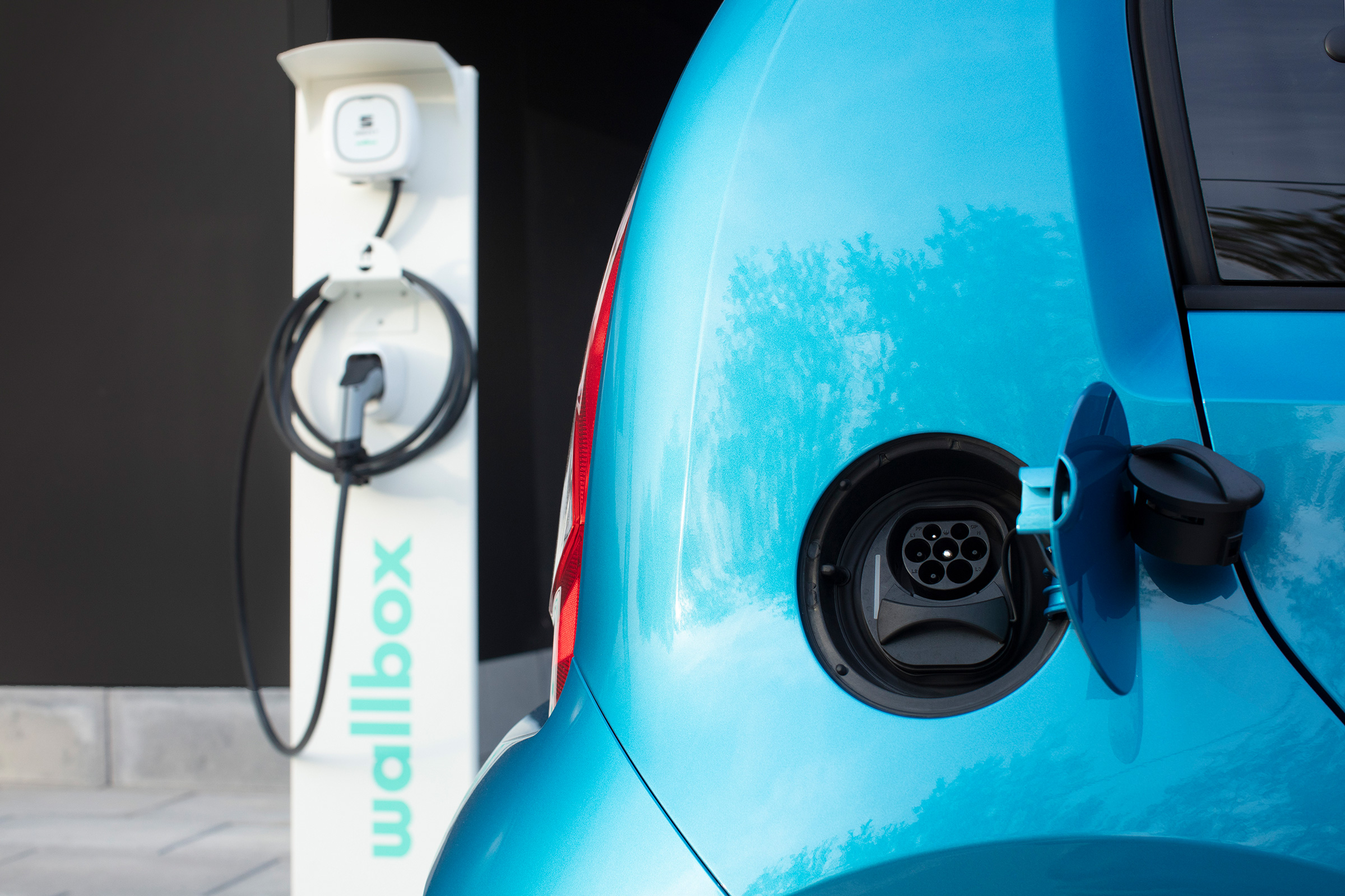 2019 SEAT Mii Electric - Charging socket and wallbox