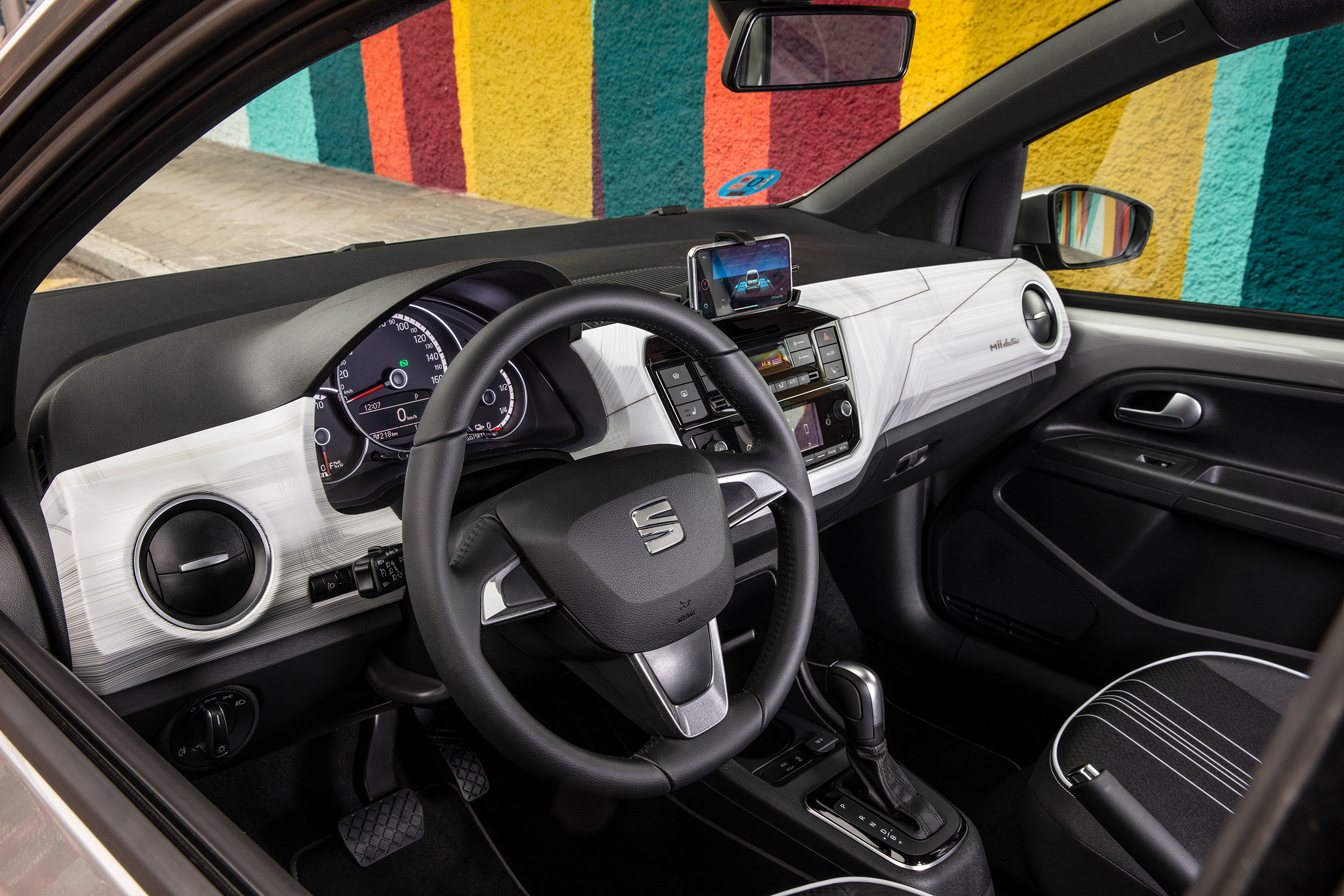 2019 SEAT Mii Electric - Interior dashboard view