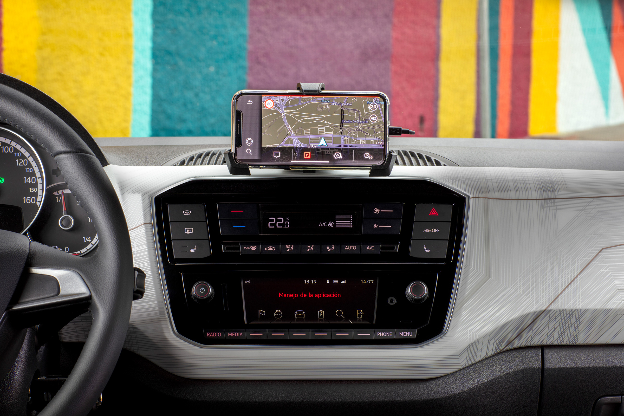 2019 SEAT Mii Electric - Infotainment