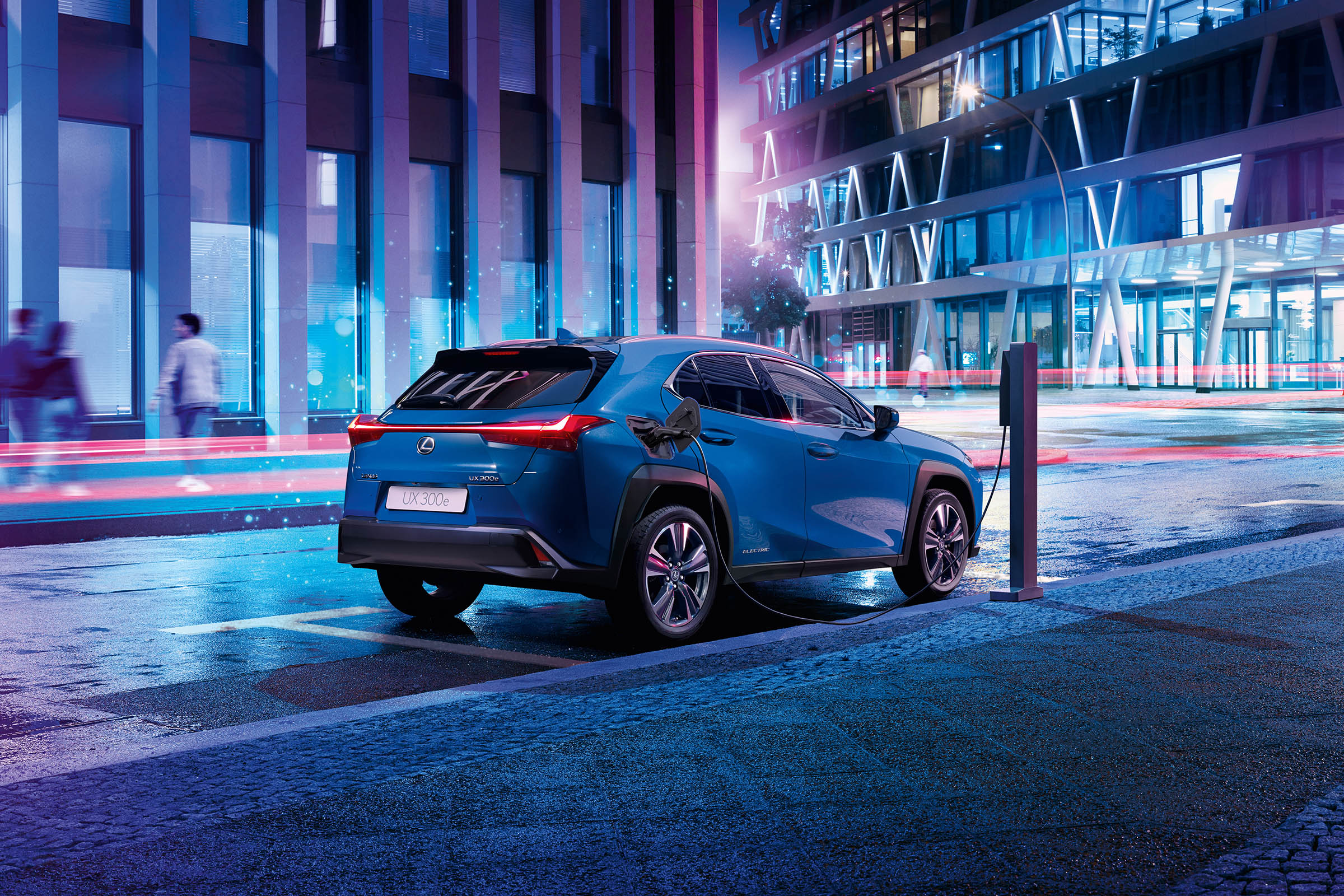 Lexus UX 300e charging