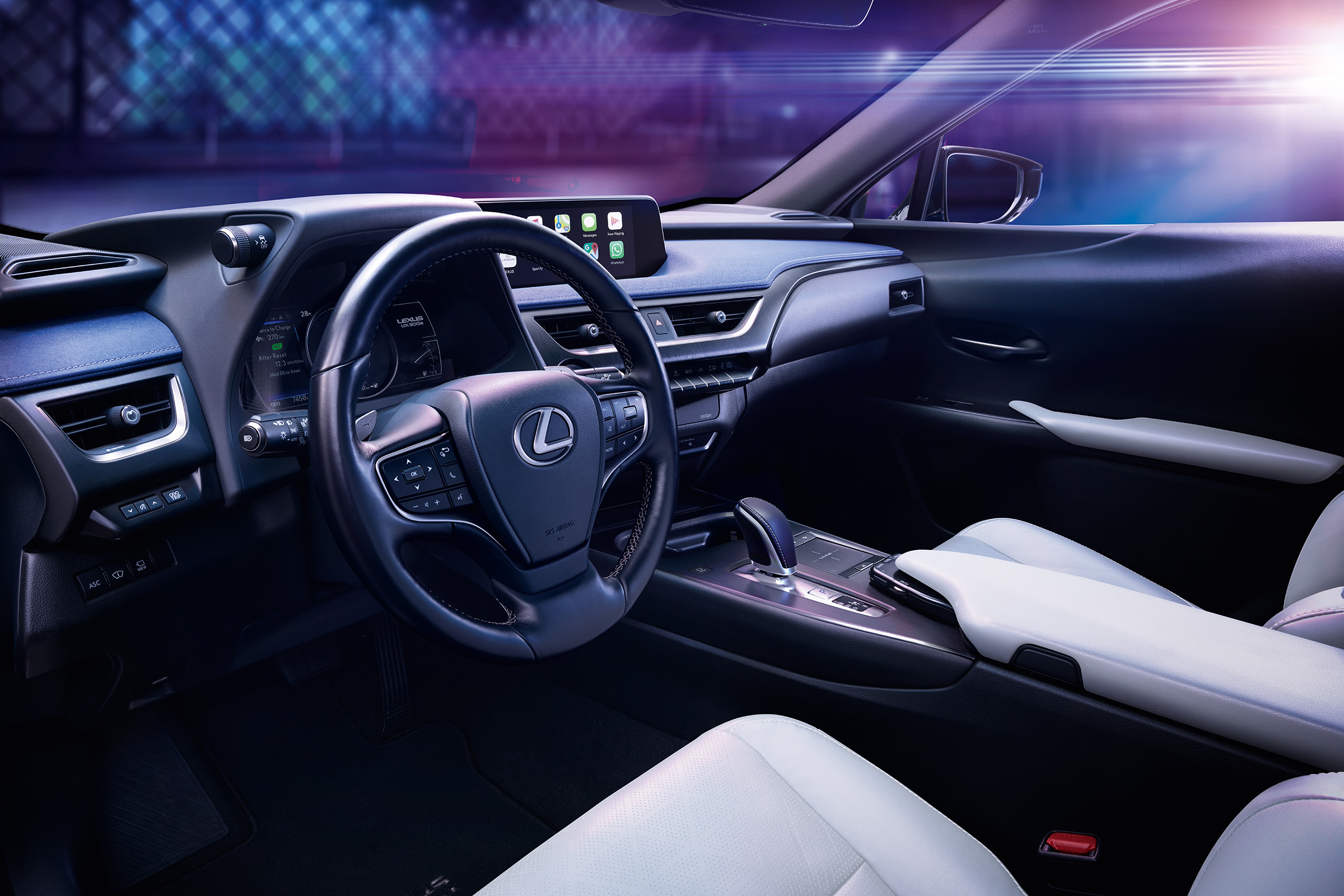 Lexus UX 300e interior
