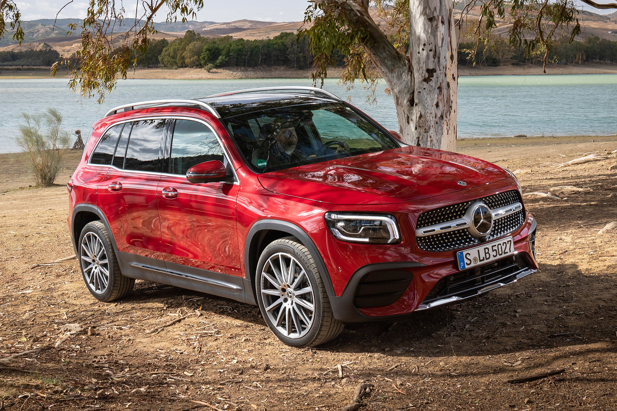 What is Mercedes Parktronic? 