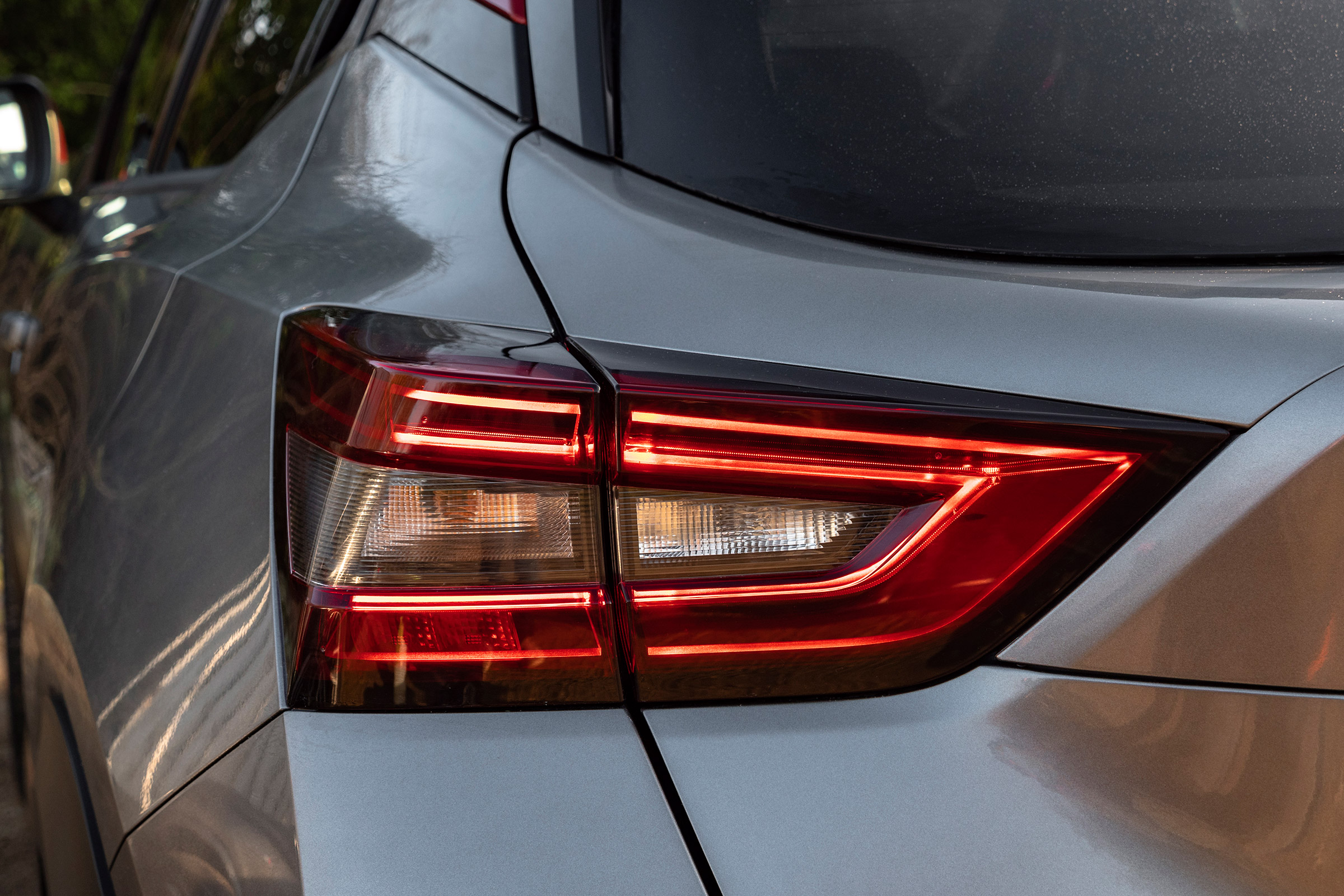 Nissan Juke SUV rear lights