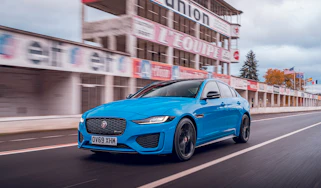 Jaguar XE Reims Edition