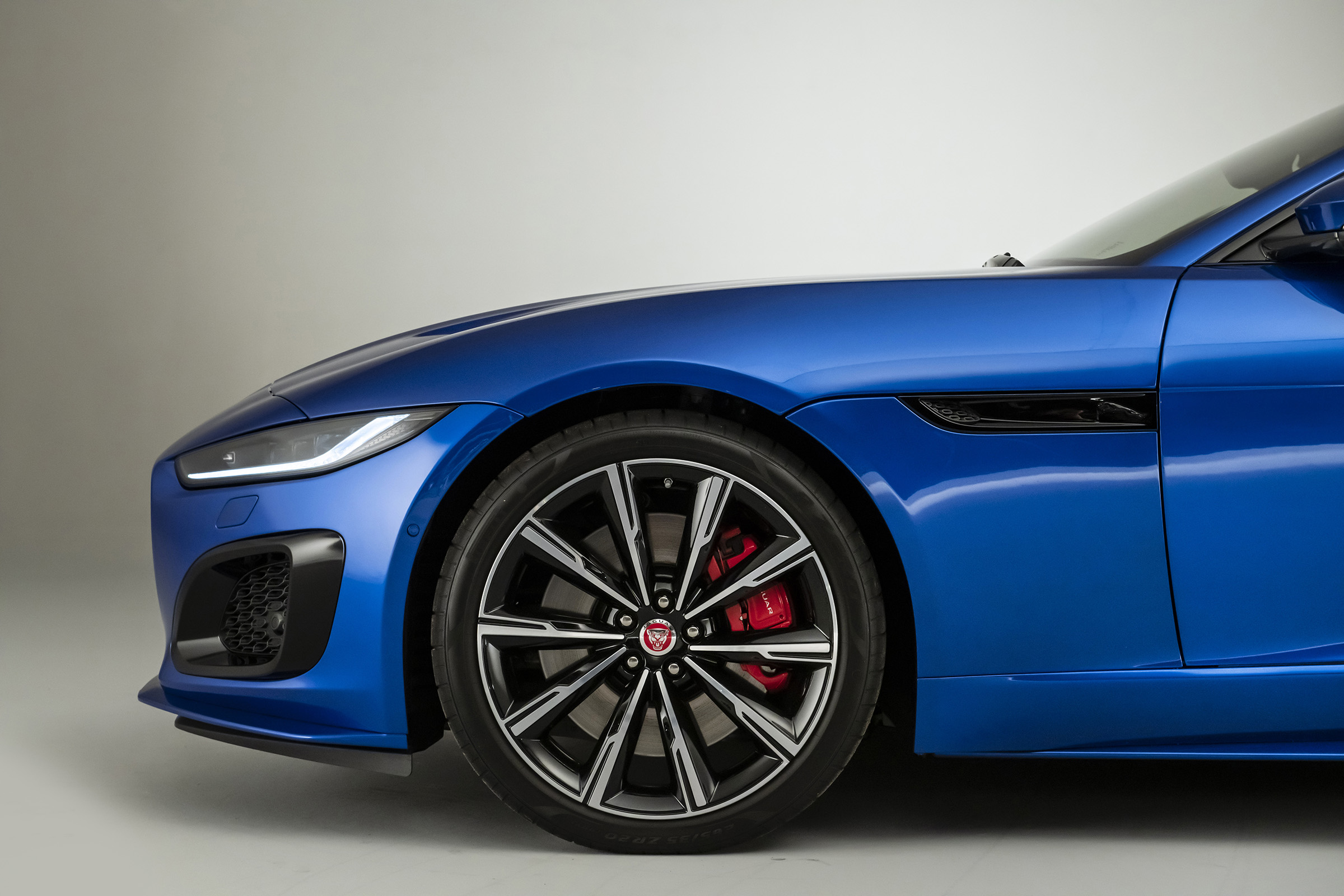 2020 Jaguar F-Type front end - side view