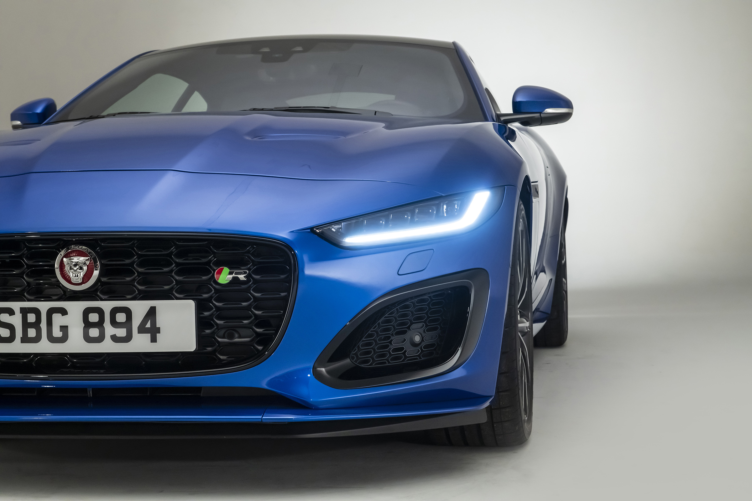 2020 Jaguar F-Type front end detail